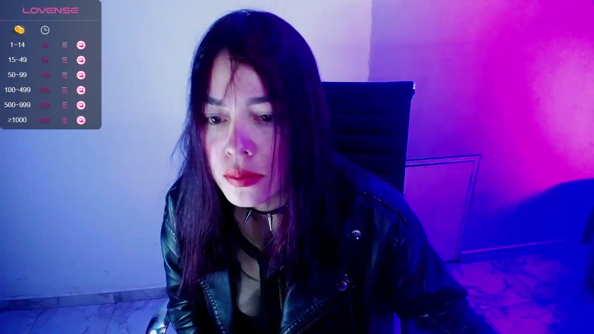 Gallery image thumbnail from AlksEinstien's myfreecams stream on, 08/25/2023, 01:58 image 12 of 20