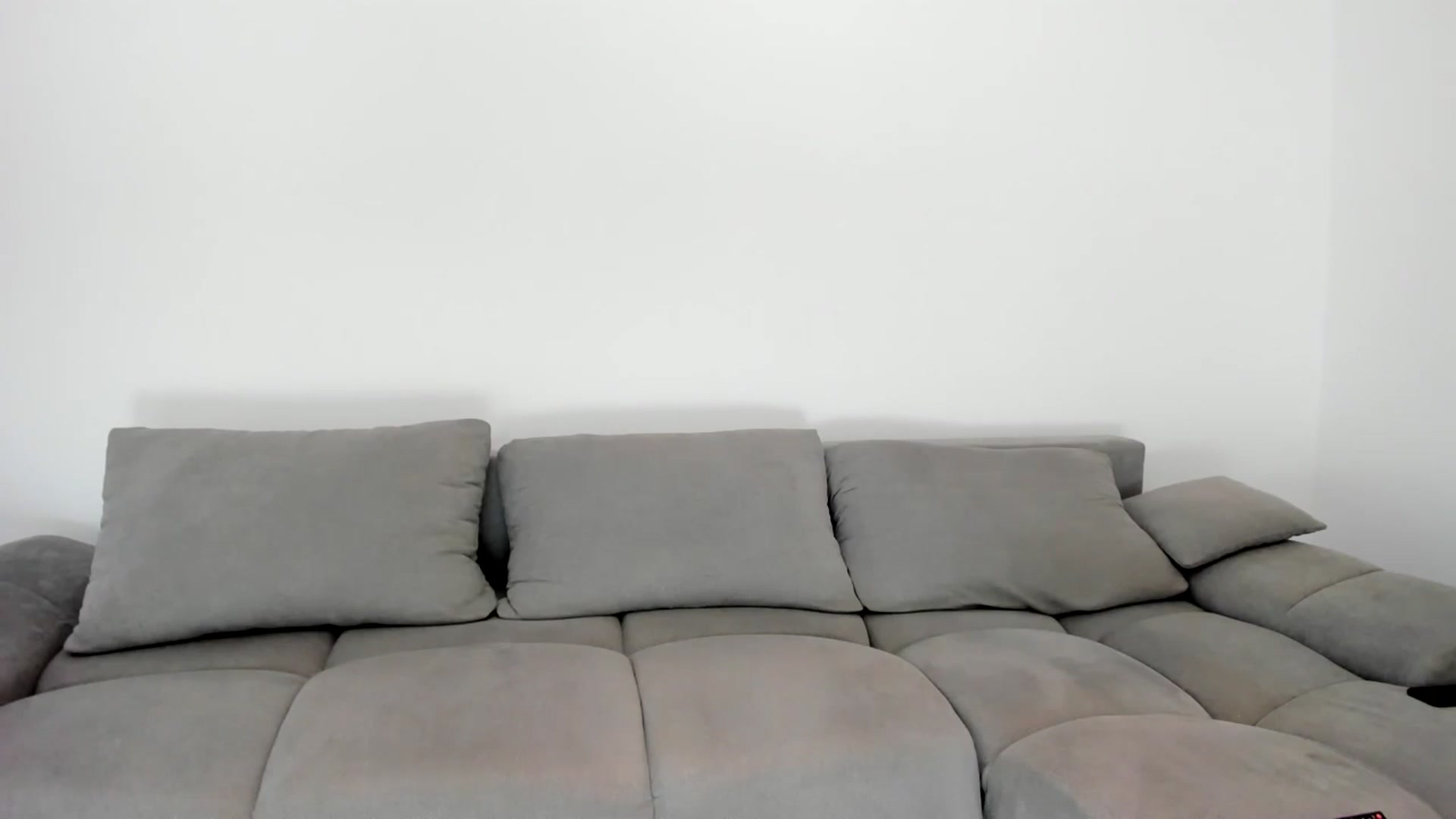 Gallery image thumbnail from AllY1990's myfreecams stream on, 10/15/2025, 20:04 image 14 of 20