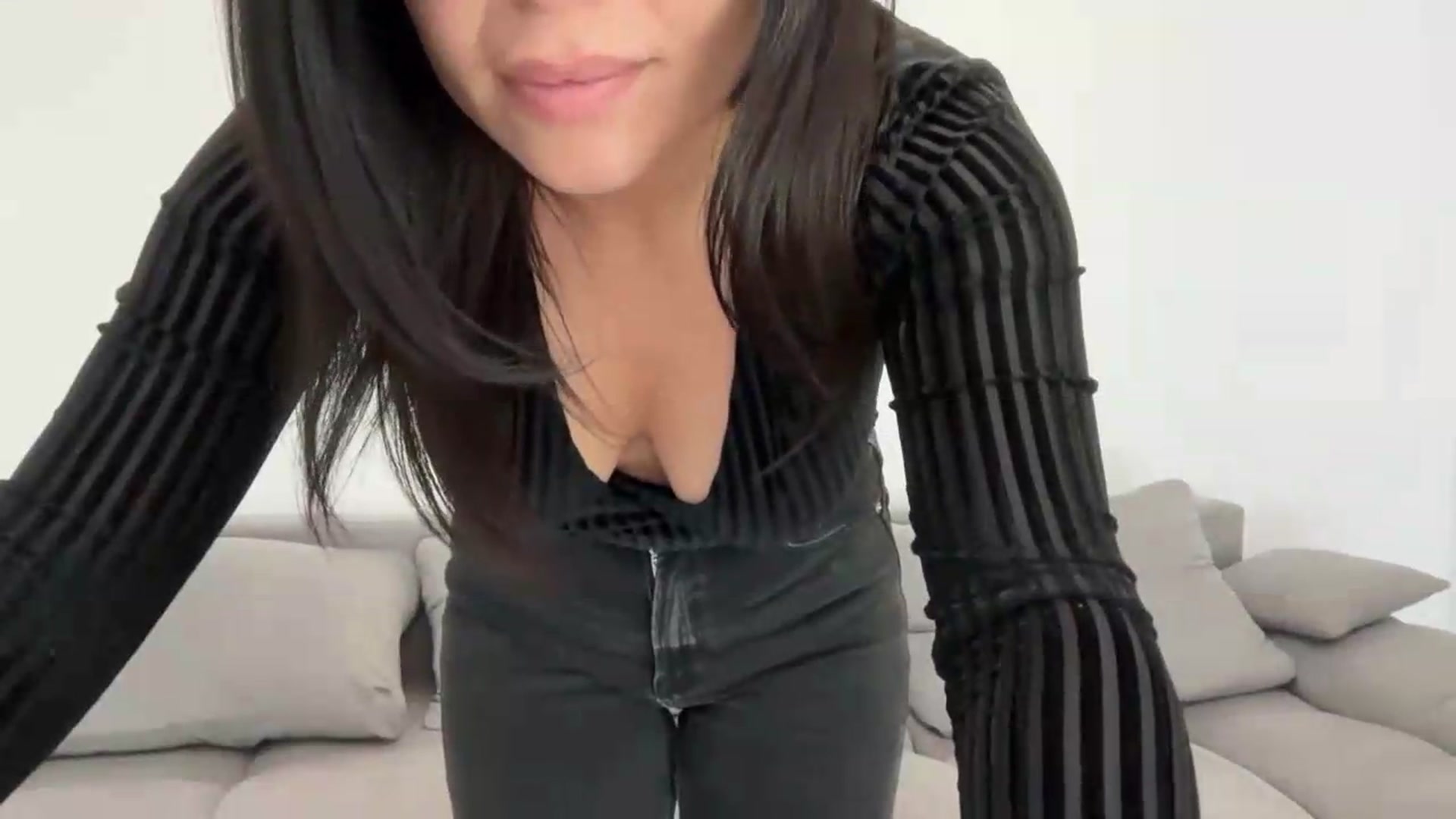 Gallery image thumbnail from AllY1990's myfreecams stream on, 05/11/2026, 20:06 image 10 of 20