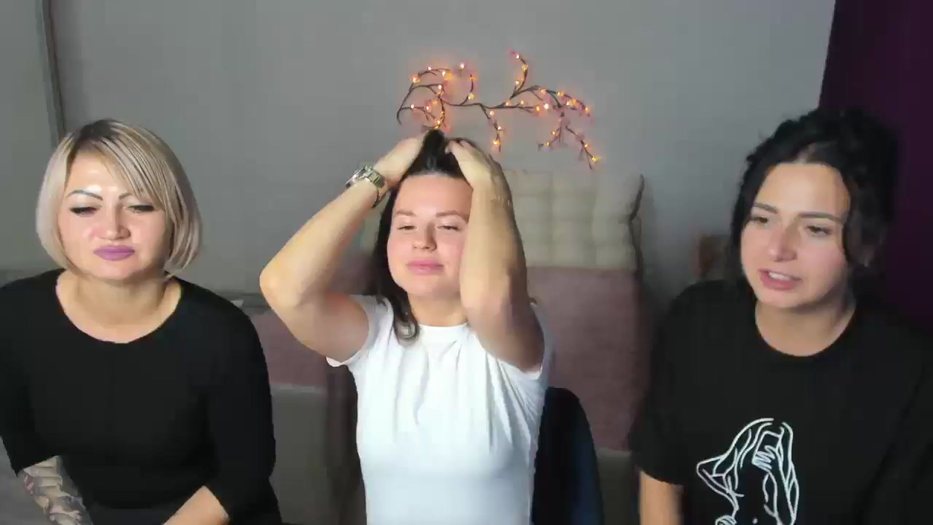 Gallery image thumbnail from AllaRoll's myfreecams stream on, 05/11/2026, 14:45 image 9 of 20