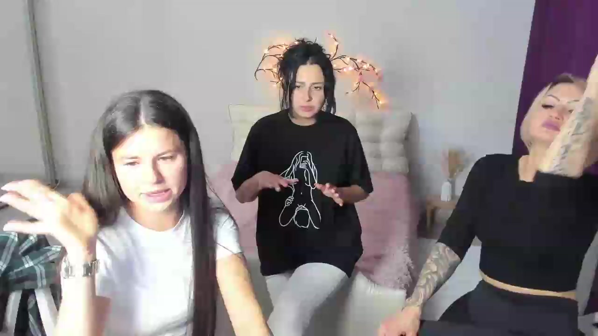 Gallery image thumbnail from AllaRoll's myfreecams stream on, 05/11/2026, 17:05 image 8 of 20