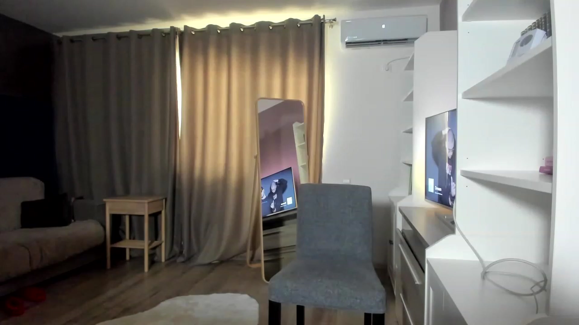 Gallery image thumbnail from Allaya_Zen's myfreecams stream on, 06/02/2023, 15:11 image 6 of 20
