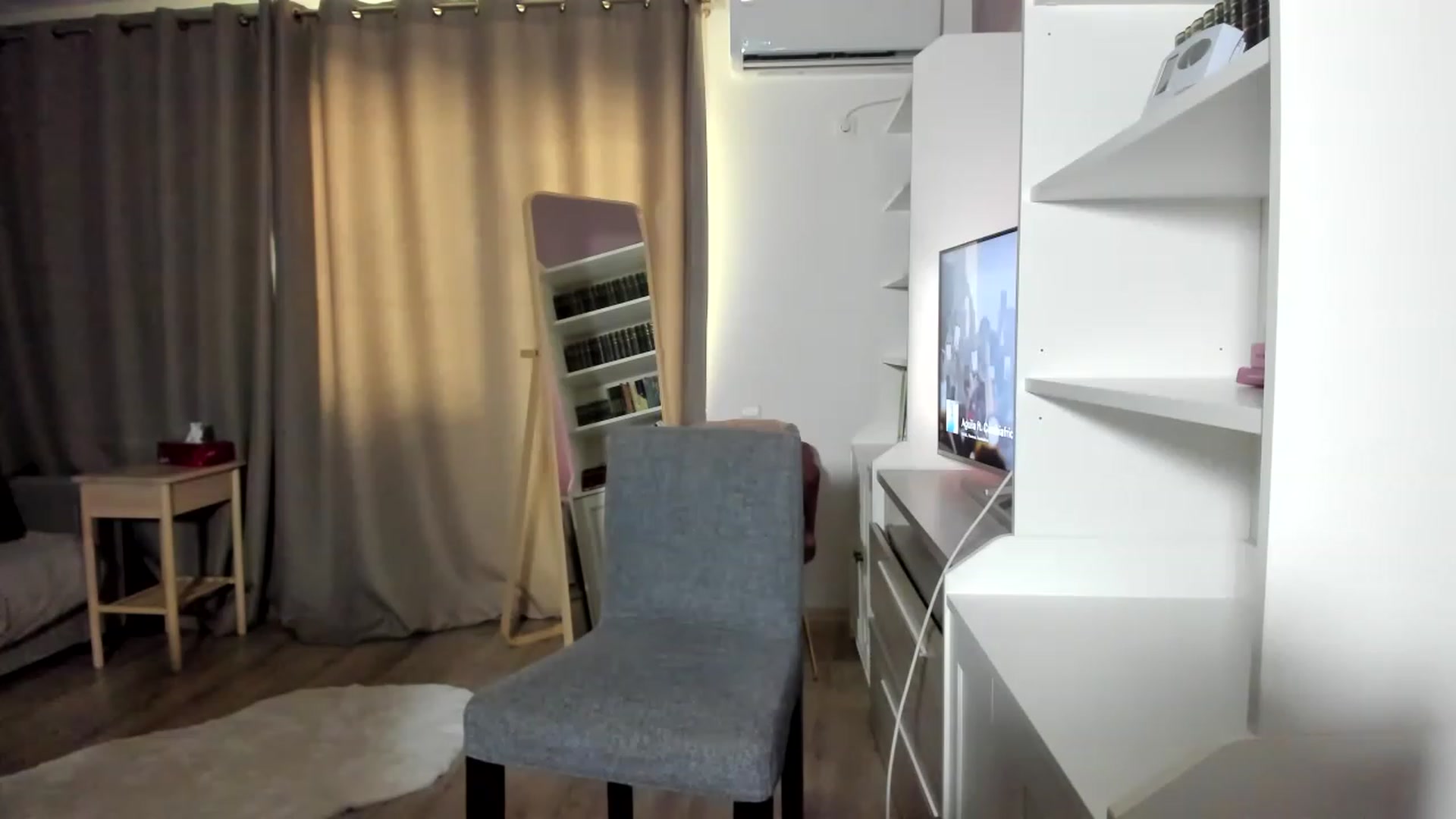 Gallery image thumbnail from Allaya_Zen's myfreecams stream on, 06/06/2023, 15:09 image 13 of 20