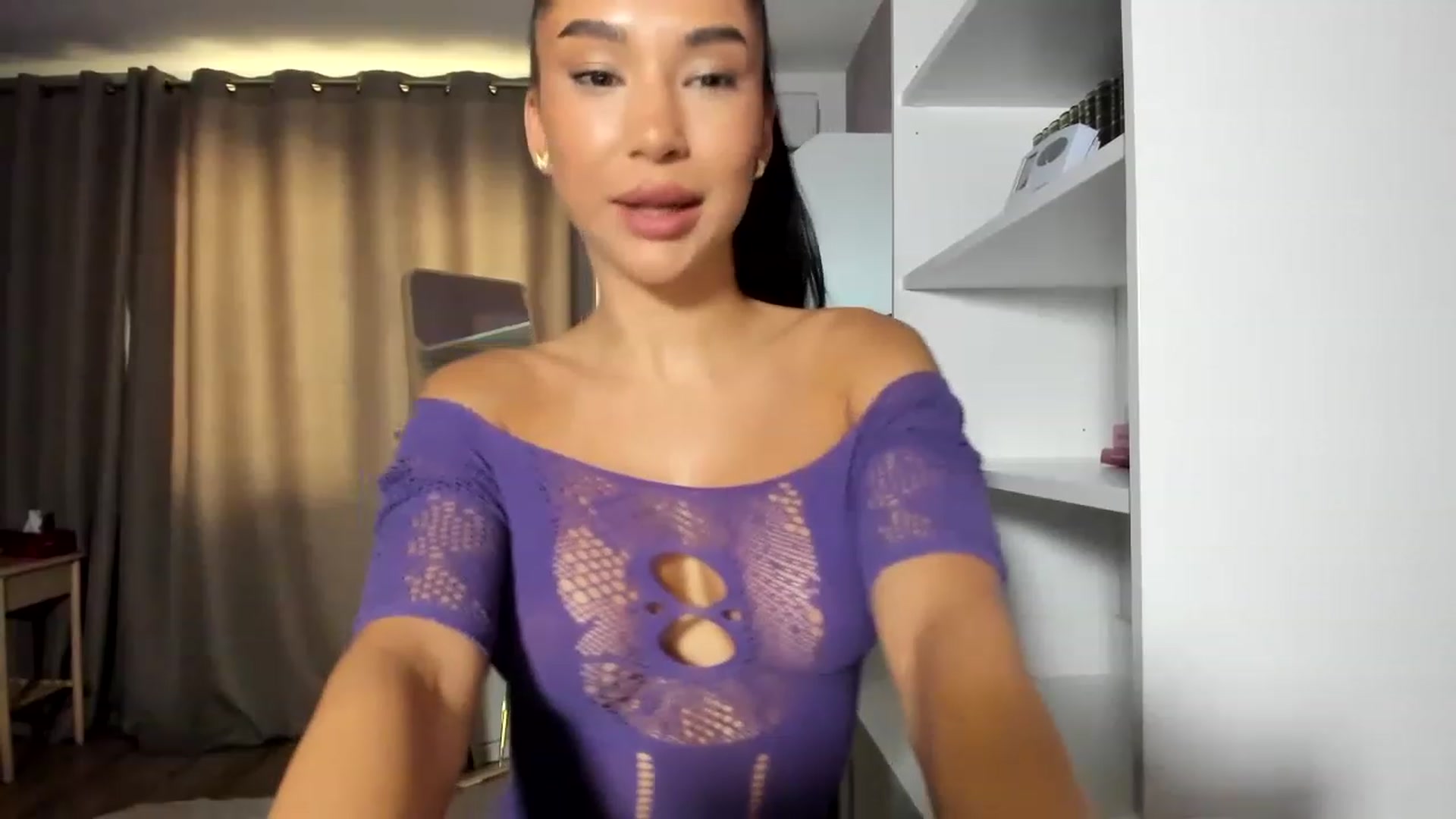 Gallery image thumbnail from Allaya_Zen's myfreecams stream on, 06/06/2023, 15:09 image 4 of 20