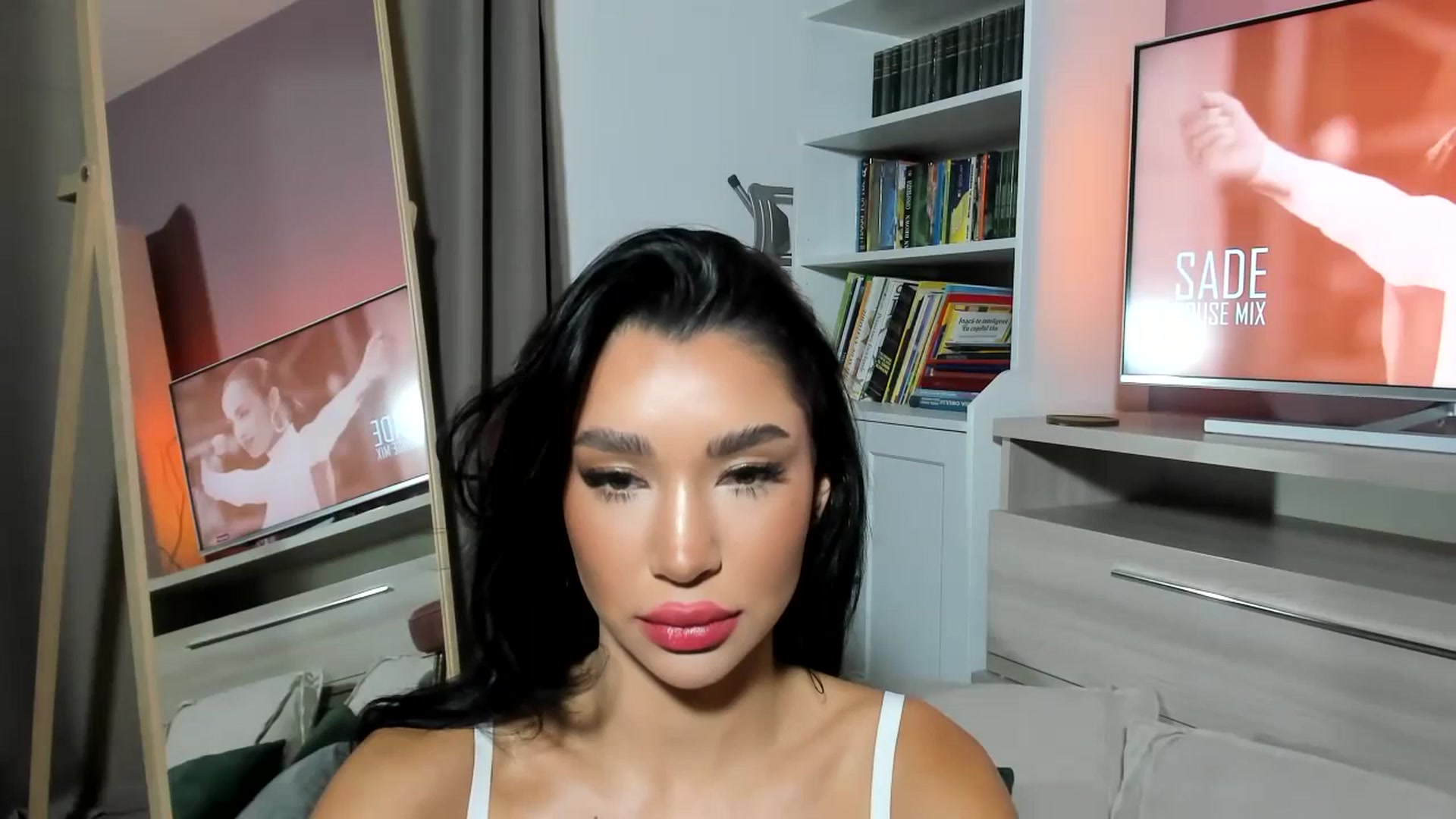 Gallery image thumbnail from Allaya_Zen's myfreecams stream on, 06/29/2023, 16:22 image 1 of 20