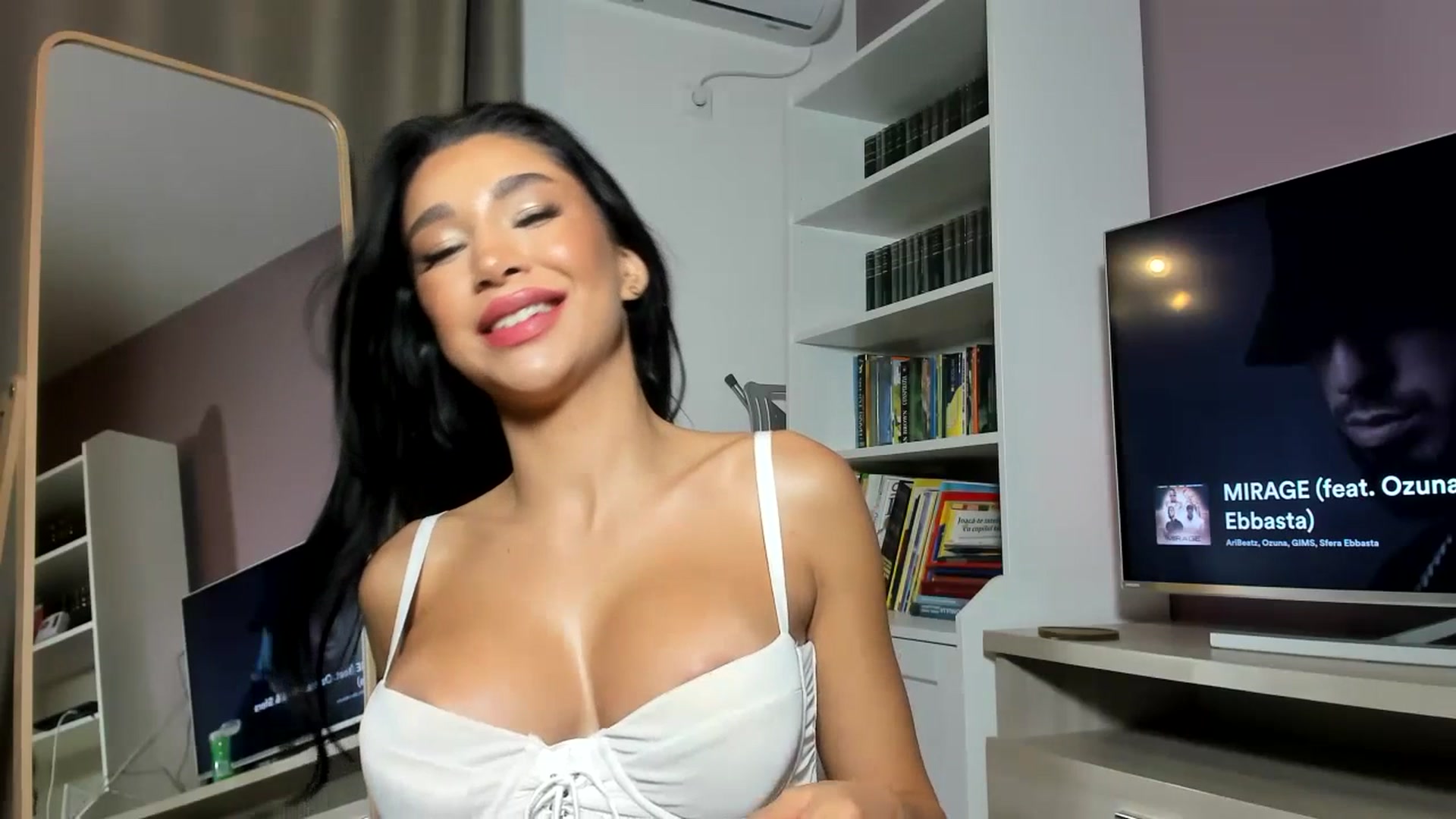 Gallery image thumbnail from Allaya_Zen's myfreecams stream on, 06/29/2023, 17:12 image 8 of 20