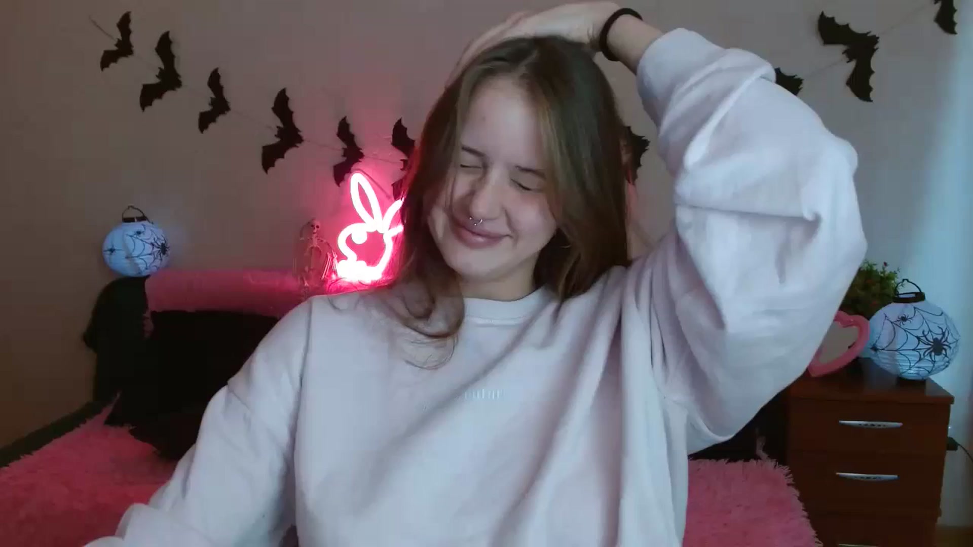 Gallery image thumbnail from Alleiko's myfreecams stream on, 10/15/2023, 13:13 image 11 of 20
