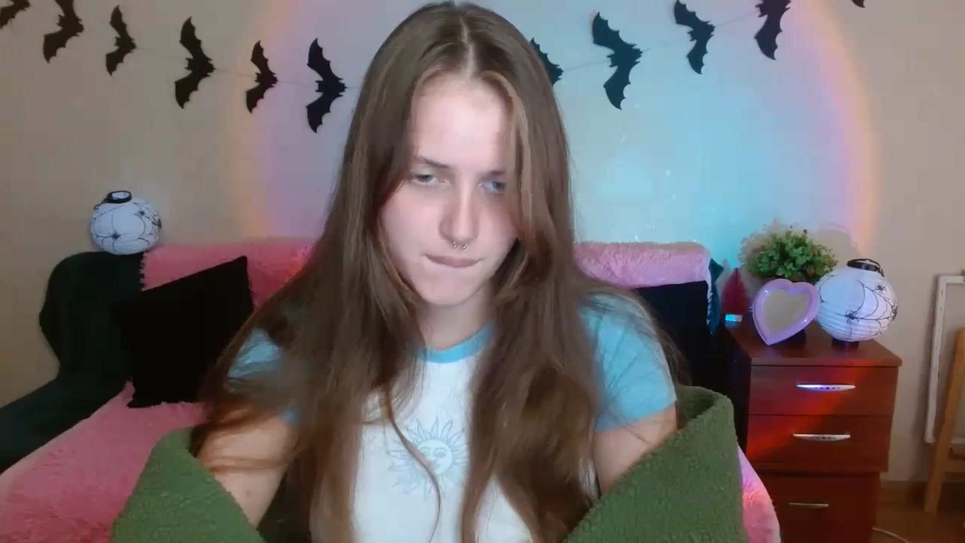 Gallery image thumbnail from Alleiko's myfreecams stream on, 10/22/2023, 14:57 image 3 of 20