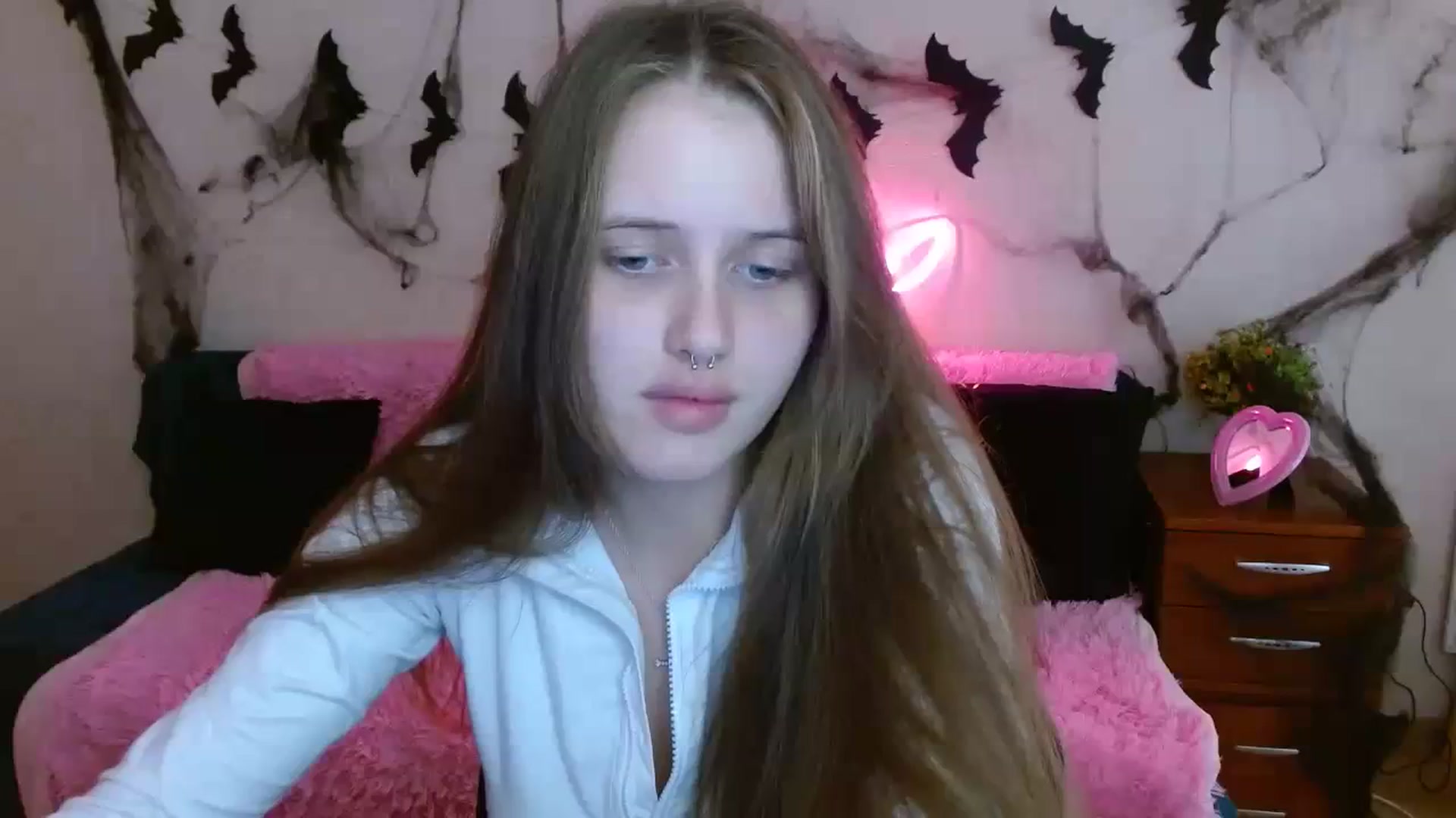 Gallery image thumbnail from Alleiko's myfreecams stream on, 10/29/2023, 12:55 image 1 of 20