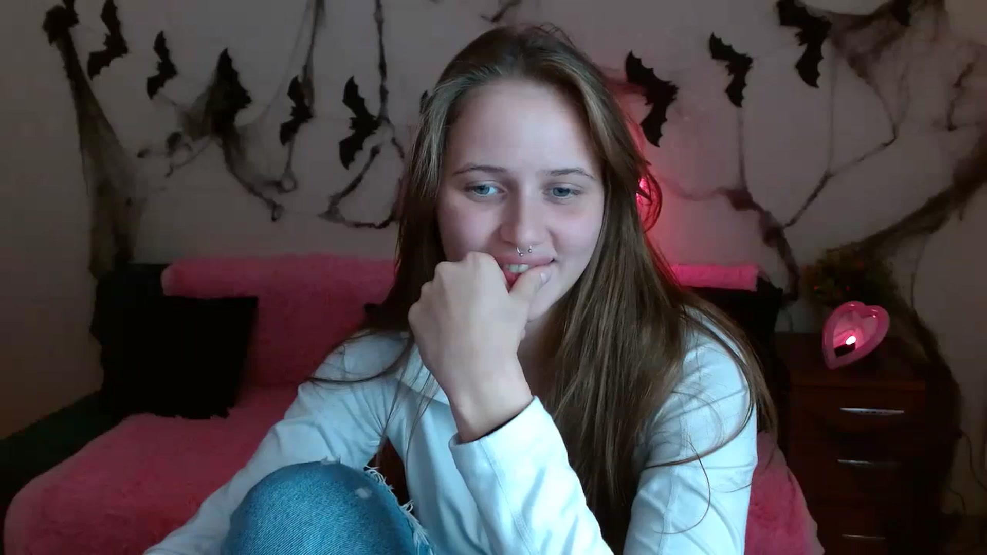 Gallery image thumbnail from Alleiko's myfreecams stream on, 10/29/2023, 12:55 image 17 of 20