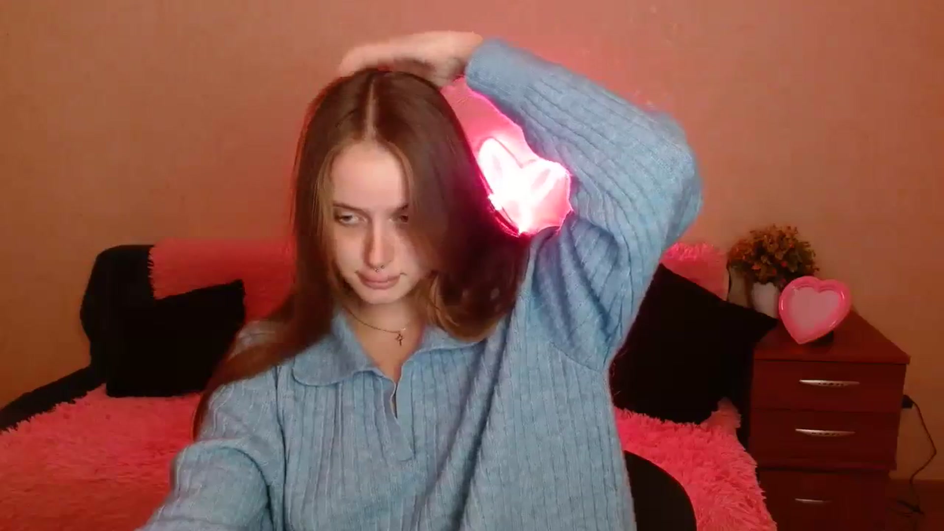 Gallery image thumbnail from Alleiko's myfreecams stream on, 11/11/2023, 15:38 image 20 of 20