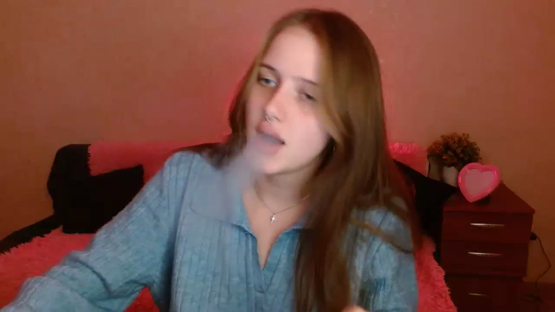 Gallery image thumbnail from Alleiko's myfreecams stream on, 11/11/2023, 15:38 image 17 of 20