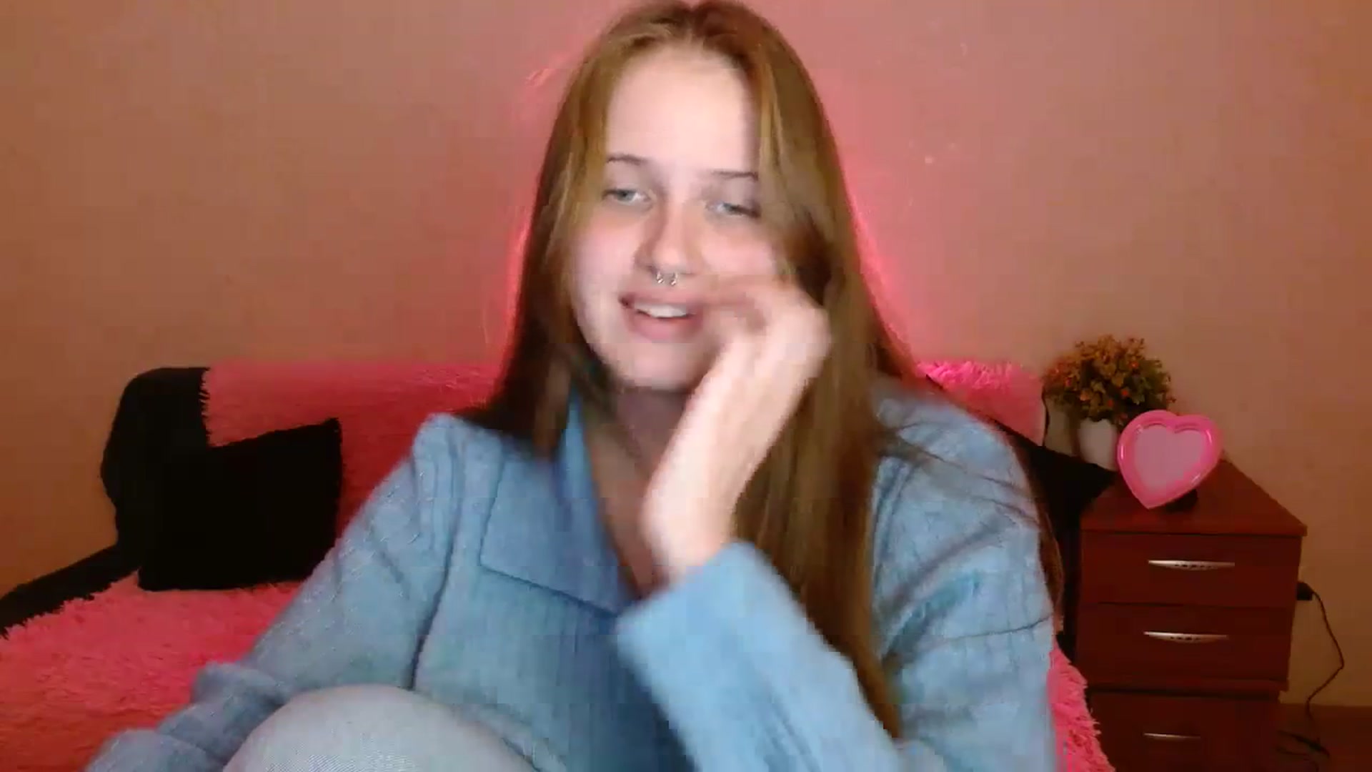 Gallery image thumbnail from Alleiko's myfreecams stream on, 11/11/2023, 17:59 image 12 of 20