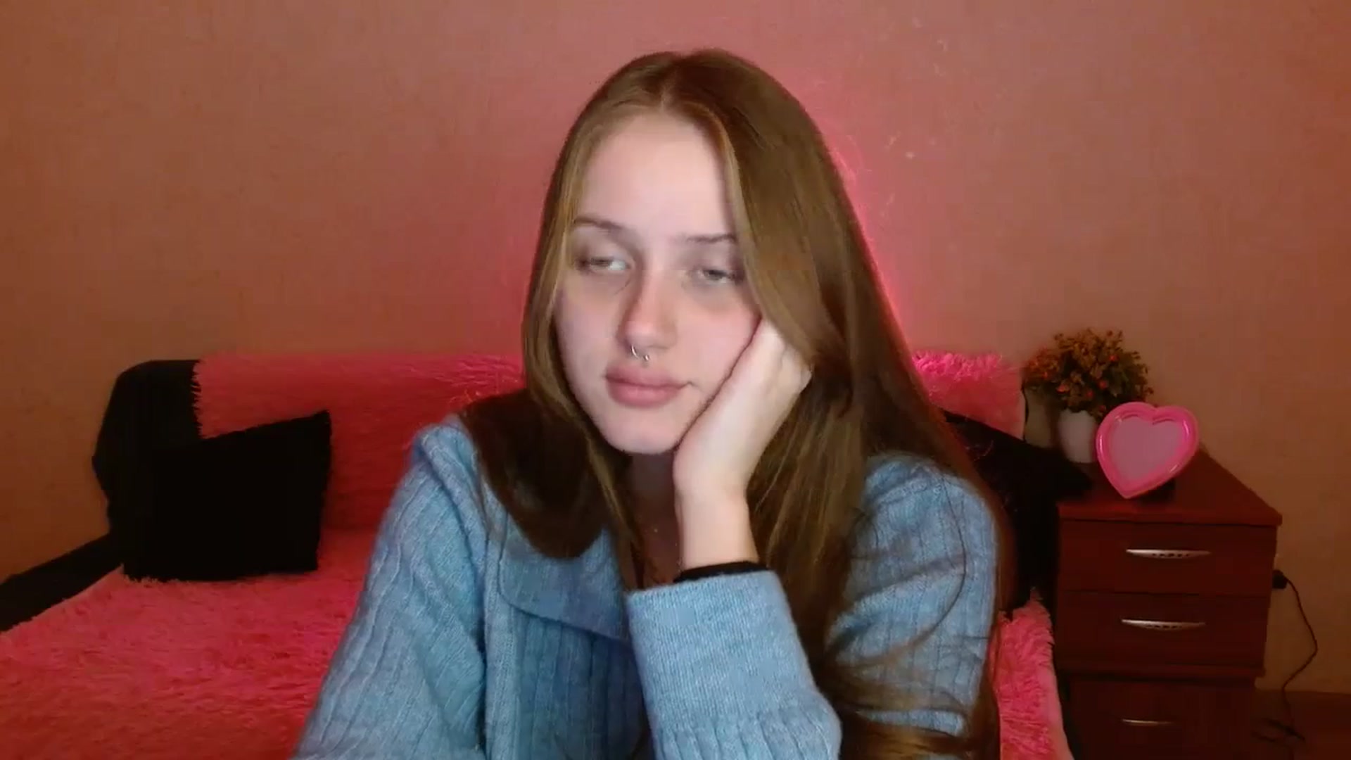 Gallery image thumbnail from Alleiko's myfreecams stream on, 11/11/2023, 18:45 image 6 of 20
