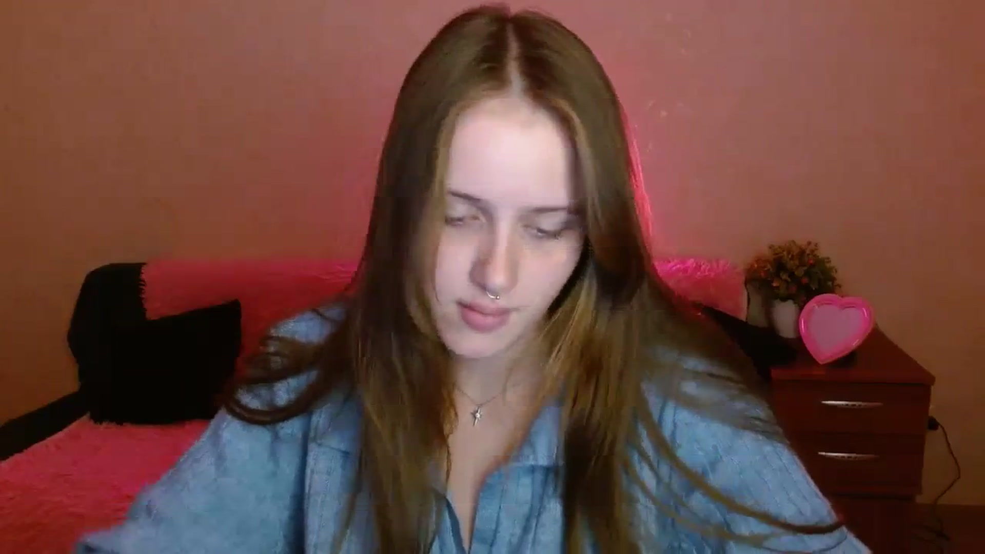 Gallery image thumbnail from Alleiko's myfreecams stream on, 11/11/2023, 18:45 image 2 of 20