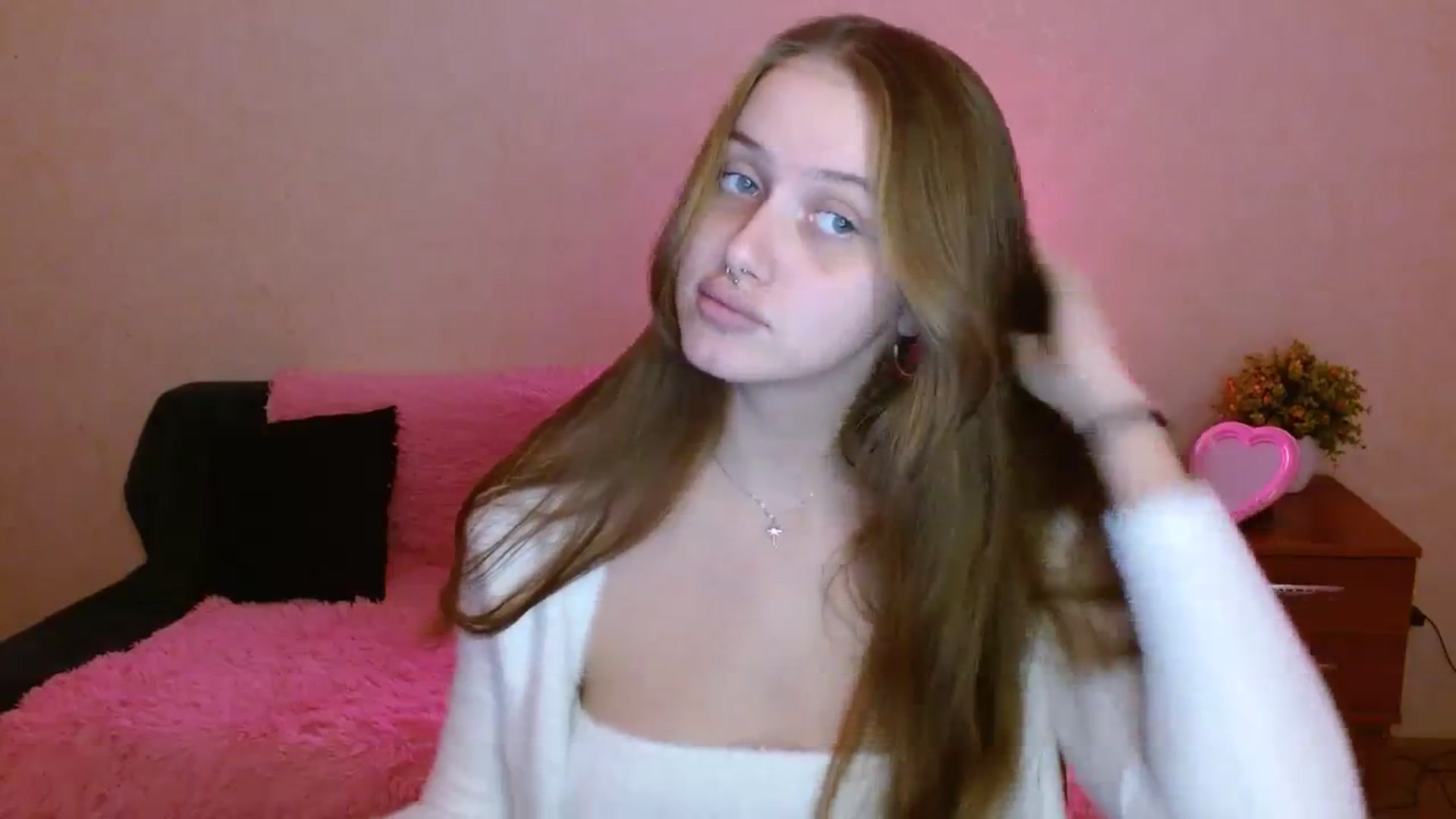 Gallery image thumbnail from Alleiko's myfreecams stream on, 11/12/2023, 14:14 image 19 of 20