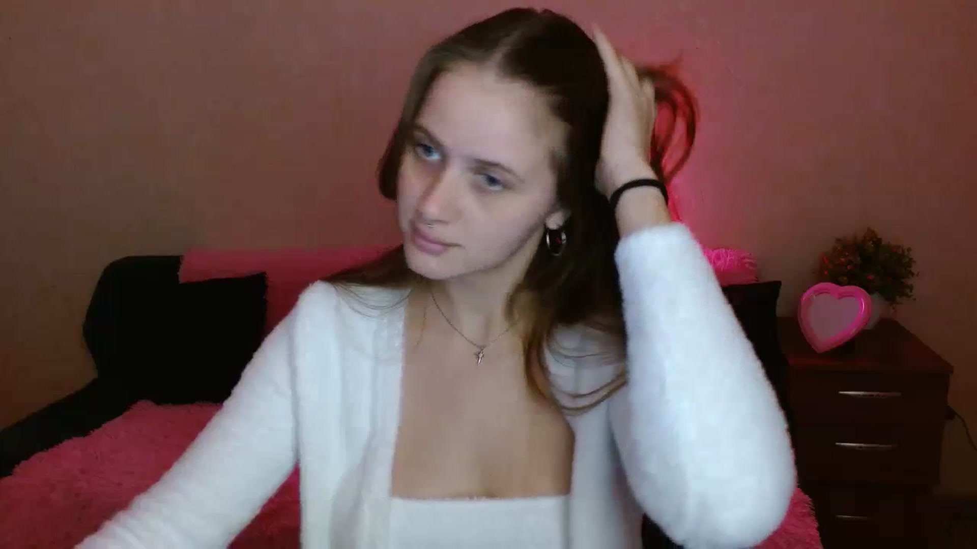 Gallery image thumbnail from Alleiko's myfreecams stream on, 11/12/2023, 14:14 image 12 of 20