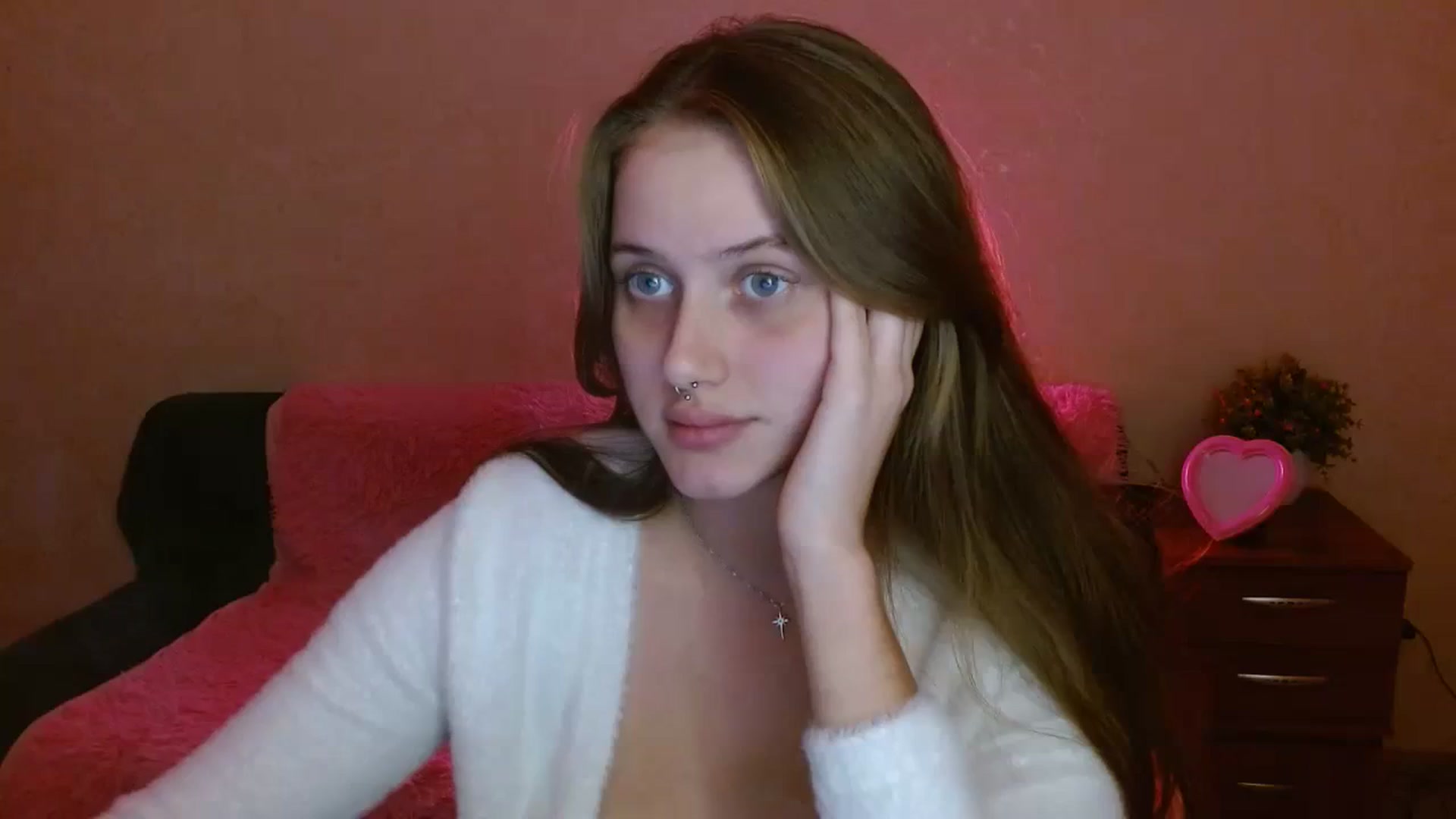 Gallery image thumbnail from Alleiko's myfreecams stream on, 11/12/2023, 18:23 image 1 of 20
