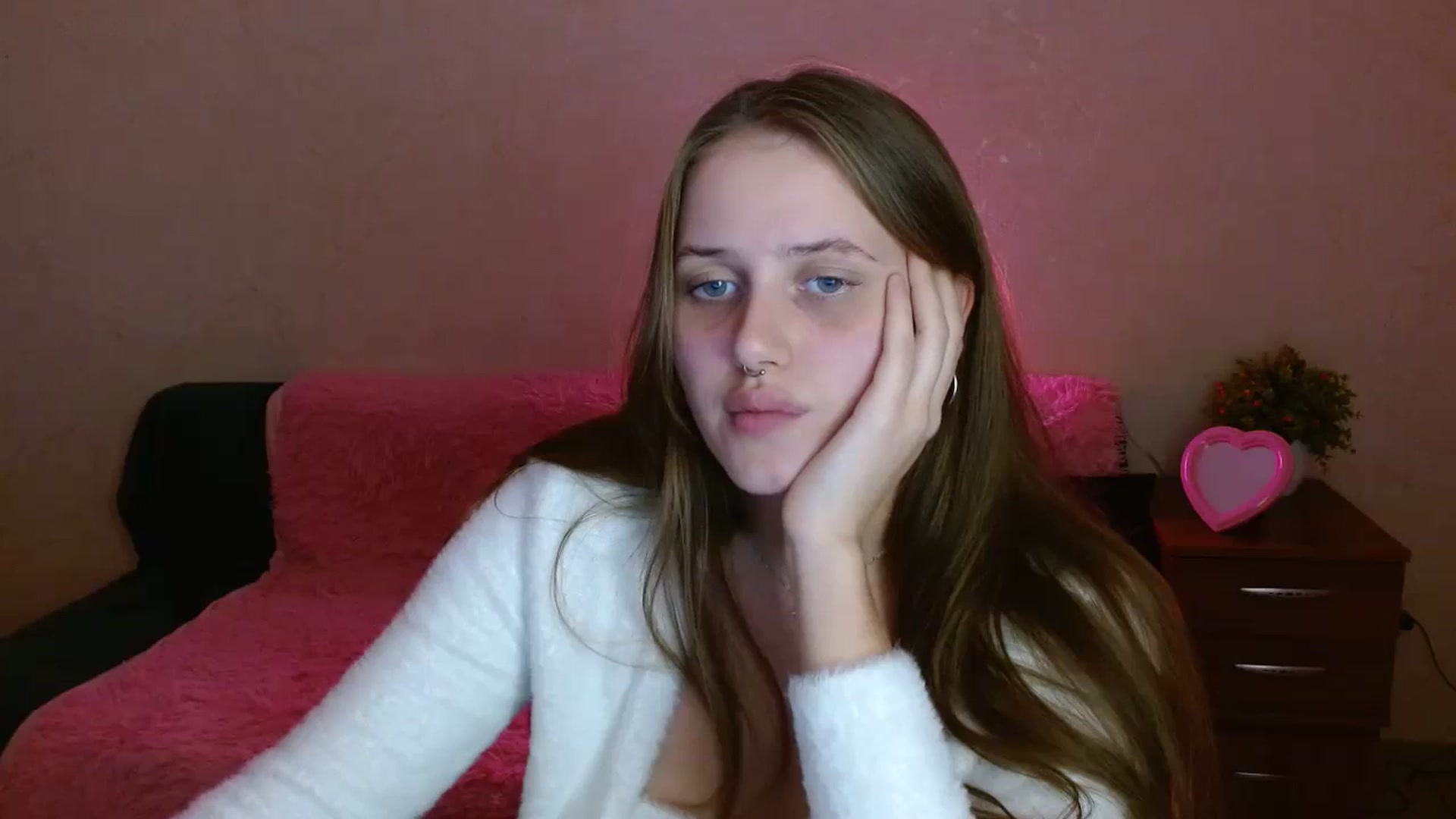 Gallery image thumbnail from Alleiko's myfreecams stream on, 11/12/2023, 18:23 image 11 of 20