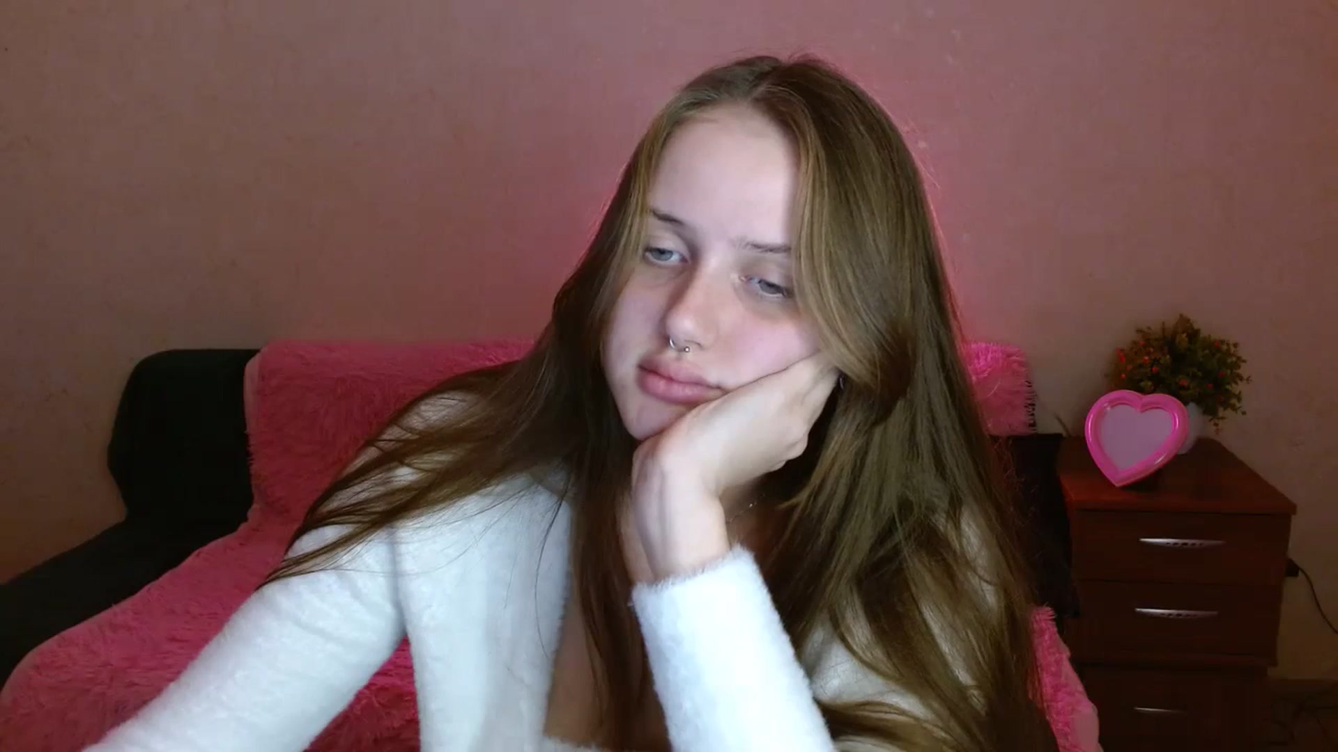 Gallery image thumbnail from Alleiko's myfreecams stream on, 11/12/2023, 18:23 image 15 of 20
