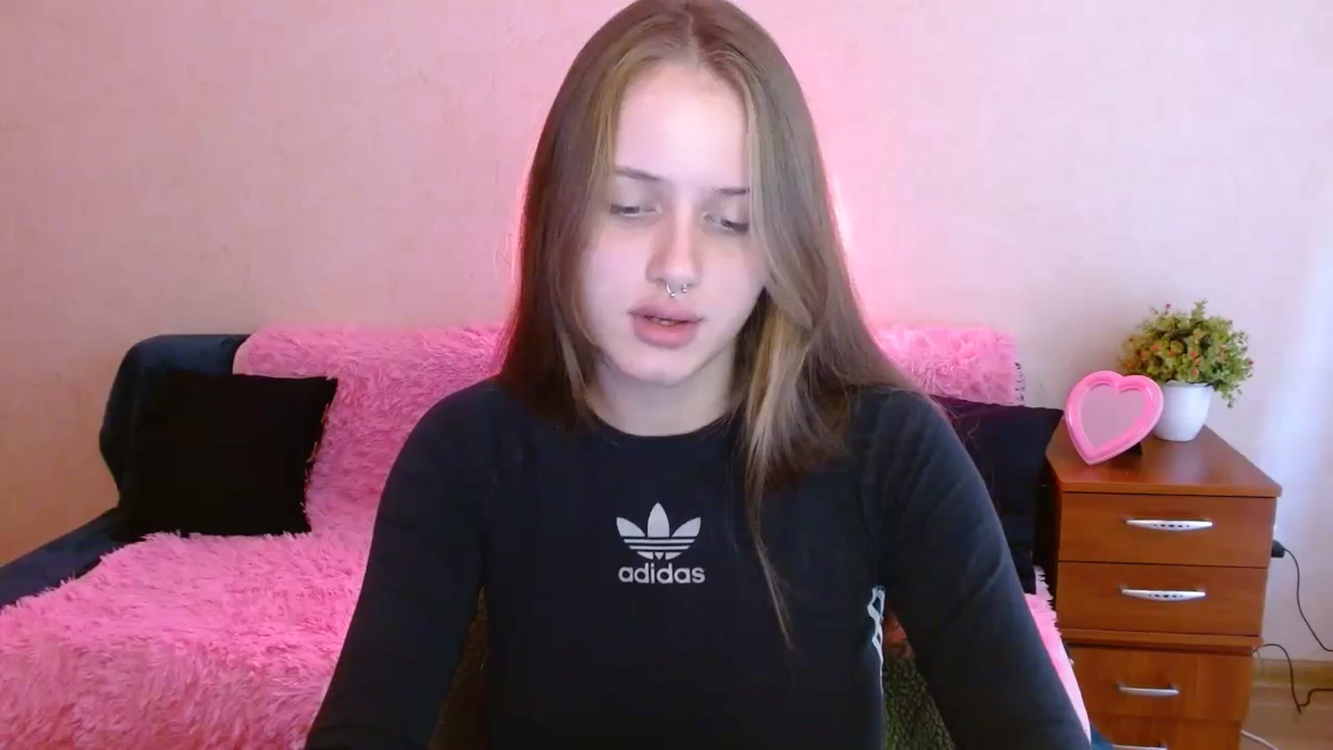 Gallery image thumbnail from Alleiko's myfreecams stream on, 11/13/2023, 09:41 image 15 of 20