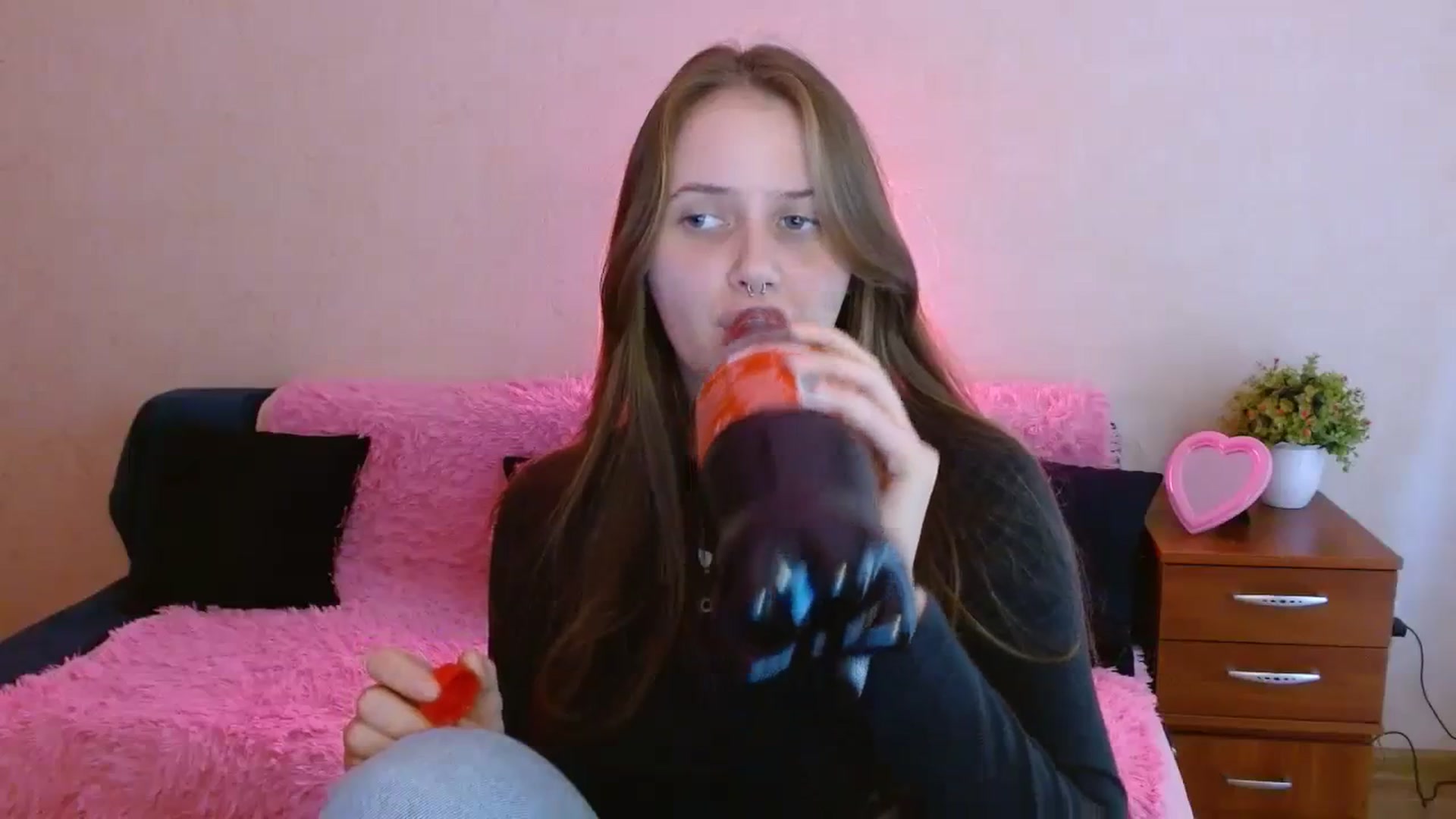 Gallery image thumbnail from Alleiko's myfreecams stream on, 11/13/2023, 09:41 image 7 of 20