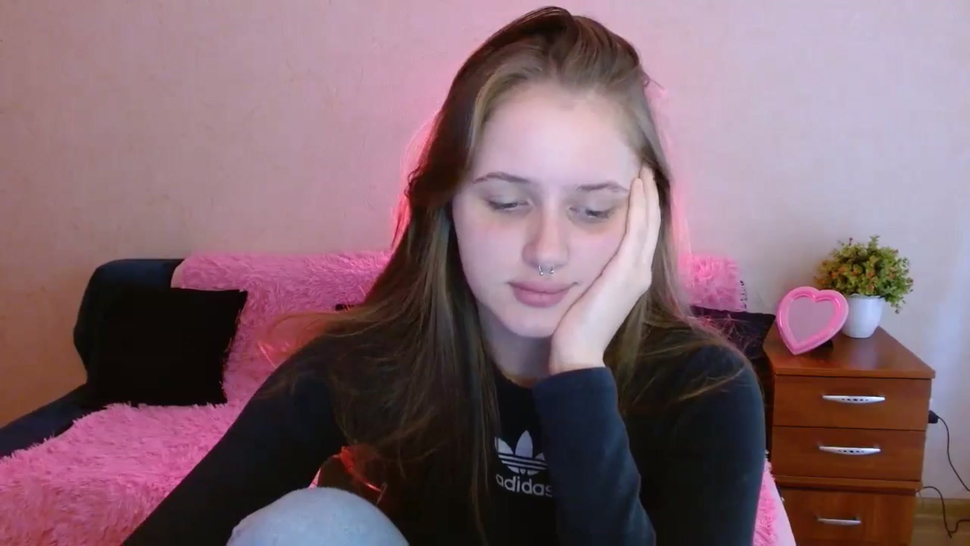 Gallery image thumbnail from Alleiko's myfreecams stream on, 11/13/2023, 09:41 image 6 of 20