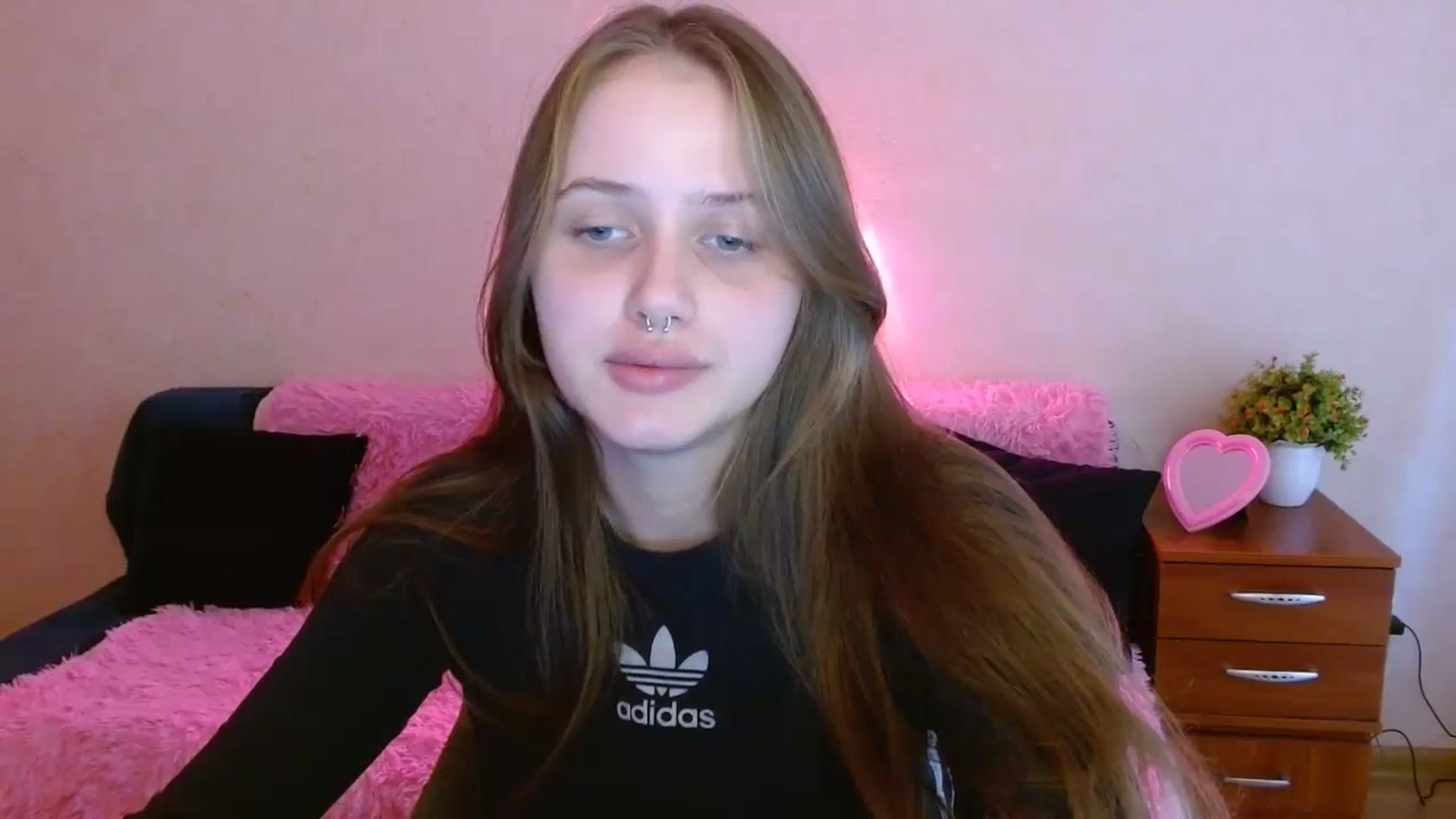 Gallery image thumbnail from Alleiko's myfreecams stream on, 11/13/2023, 09:41 image 2 of 20