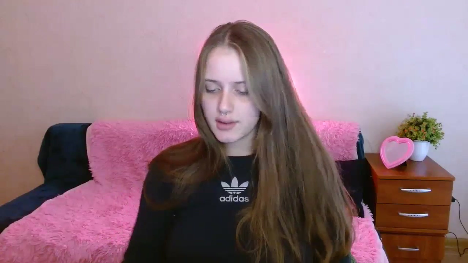 Gallery image thumbnail from Alleiko's myfreecams stream on, 11/13/2023, 13:02 image 4 of 20