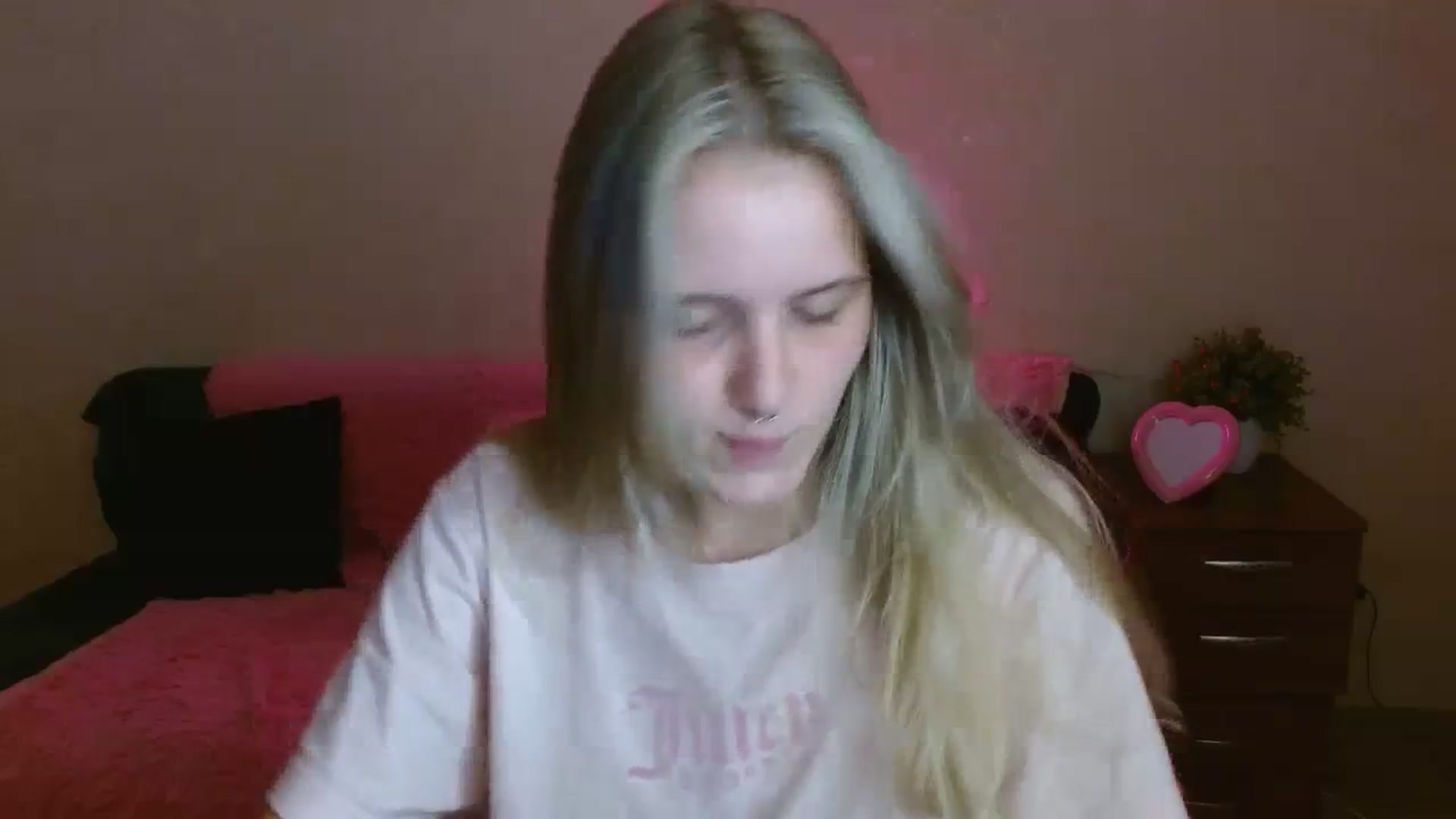 Gallery image thumbnail from Alleiko's myfreecams stream on, 11/15/2023, 17:54 image 14 of 20