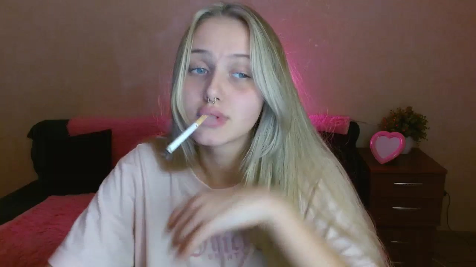 Gallery image thumbnail from Alleiko's myfreecams stream on, 11/15/2023, 17:54 image 2 of 20