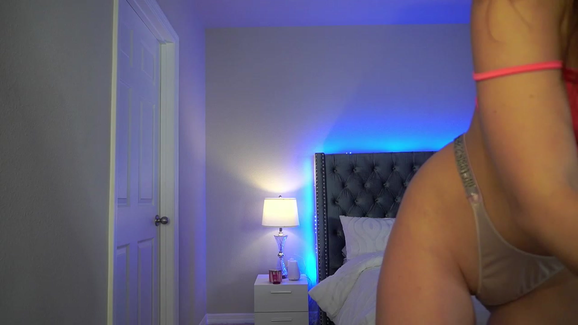 Gallery image thumbnail from Alleksandra_'s myfreecams stream on, 02/28/2023, 16:42 image 15 of 20