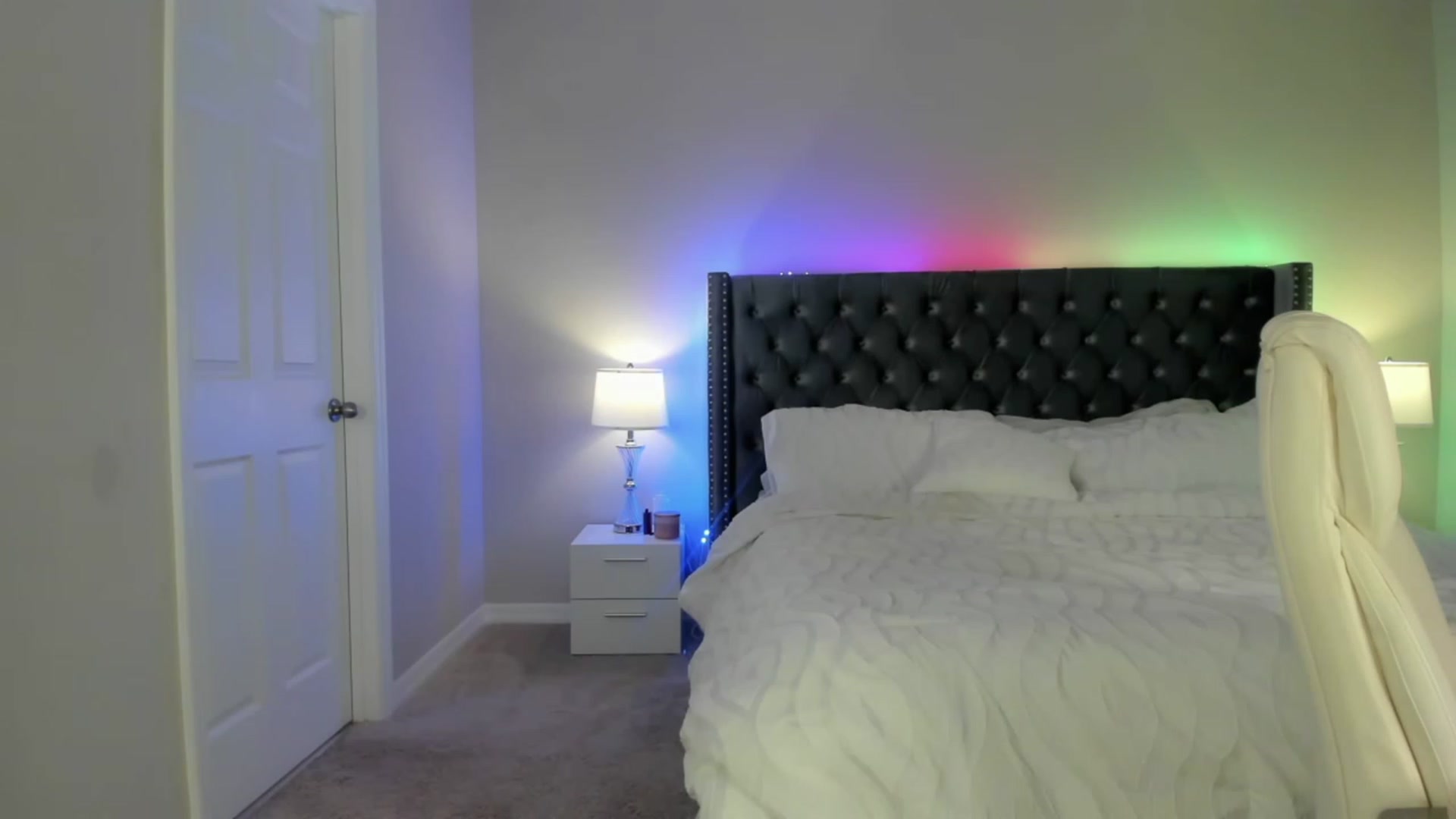 Gallery image thumbnail from Alleksandra_'s myfreecams stream on, 09/17/2023, 16:45 image 17 of 20