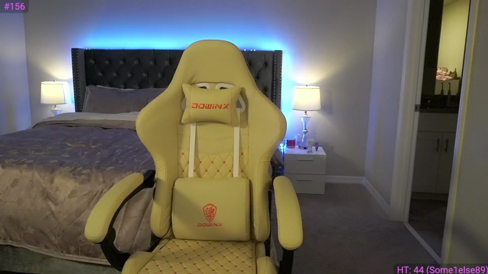 Gallery image thumbnail from Alleksandra_'s myfreecams stream on, 03/23/2025, 18:29 image 10 of 20