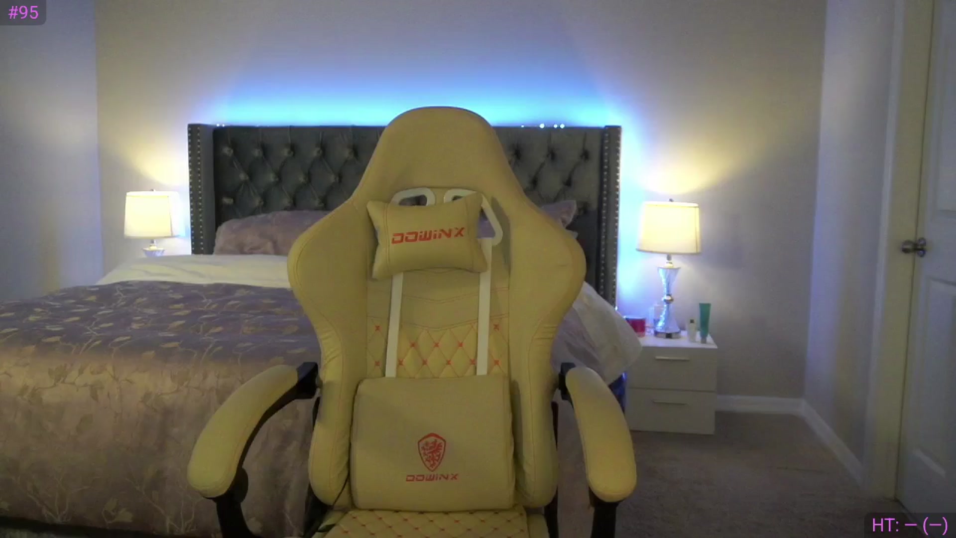 Gallery image thumbnail from Alleksandra_'s myfreecams stream on, 07/02/2025, 19:55 image 2 of 20