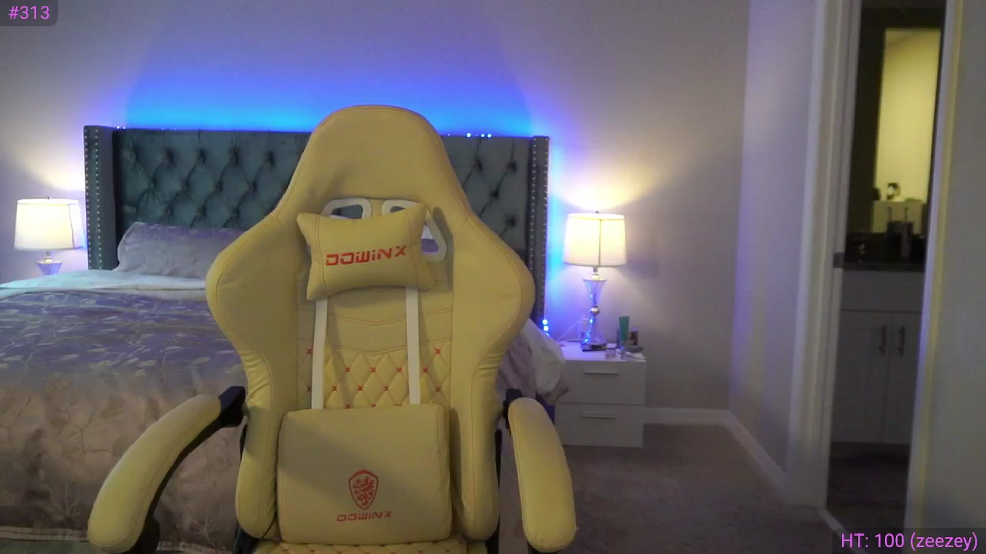 Gallery image thumbnail from Alleksandra_'s myfreecams stream on, 09/05/2025, 19:43 image 18 of 20