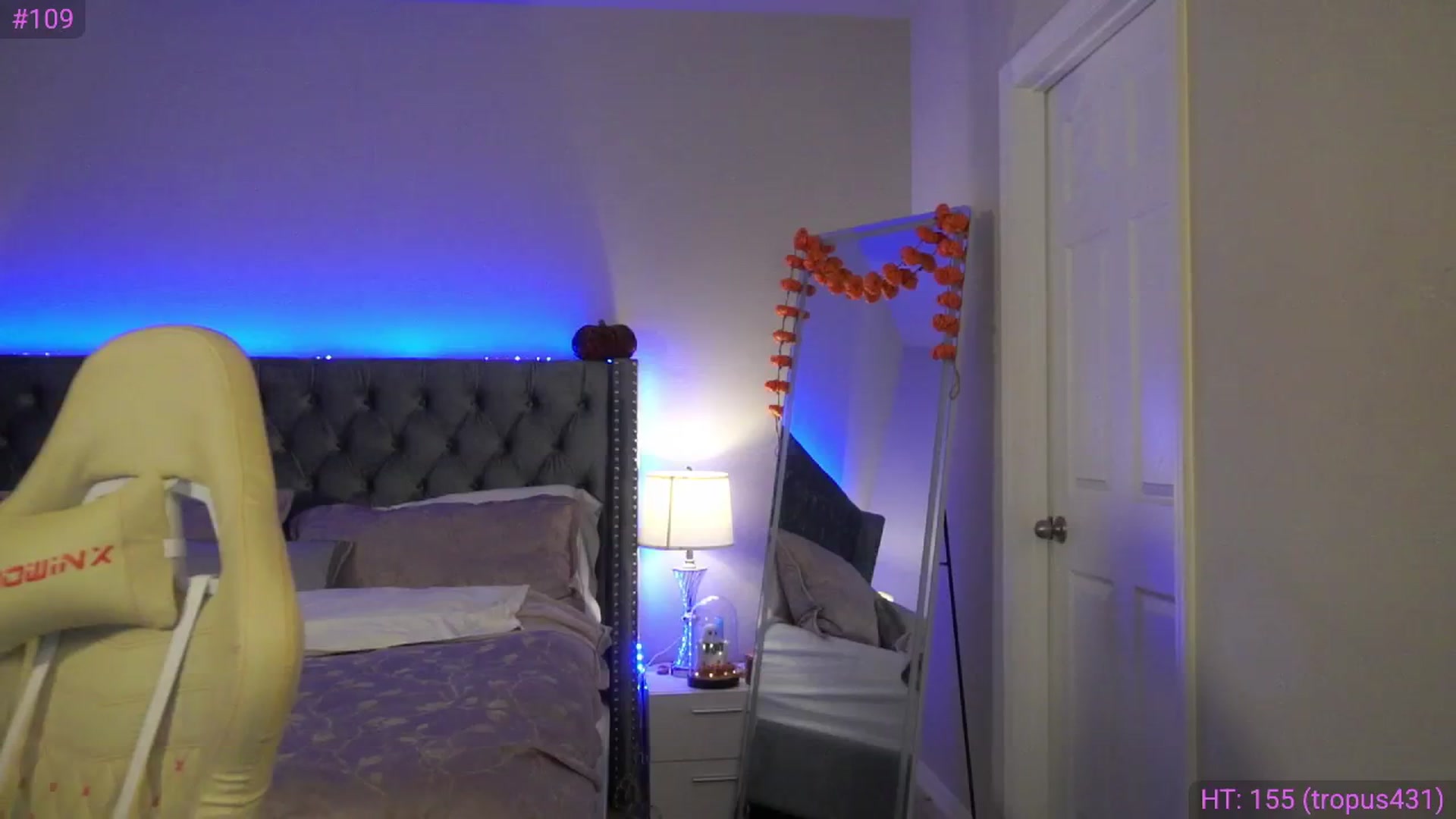 Gallery image thumbnail from Alleksandra_'s myfreecams stream on, 10/25/2025, 24:38 image 8 of 20