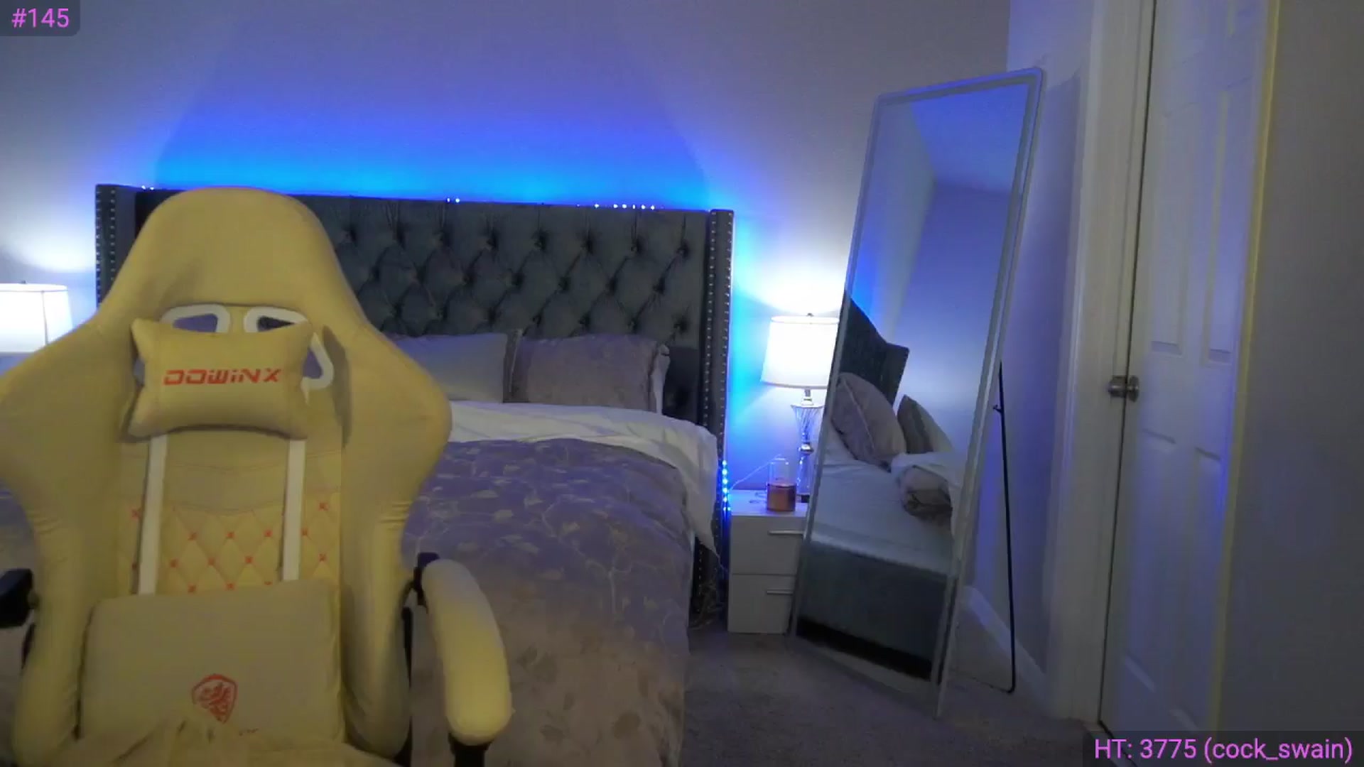 Gallery image thumbnail from Alleksandra_'s myfreecams stream on, 12/09/2025, 20:34 image 5 of 20