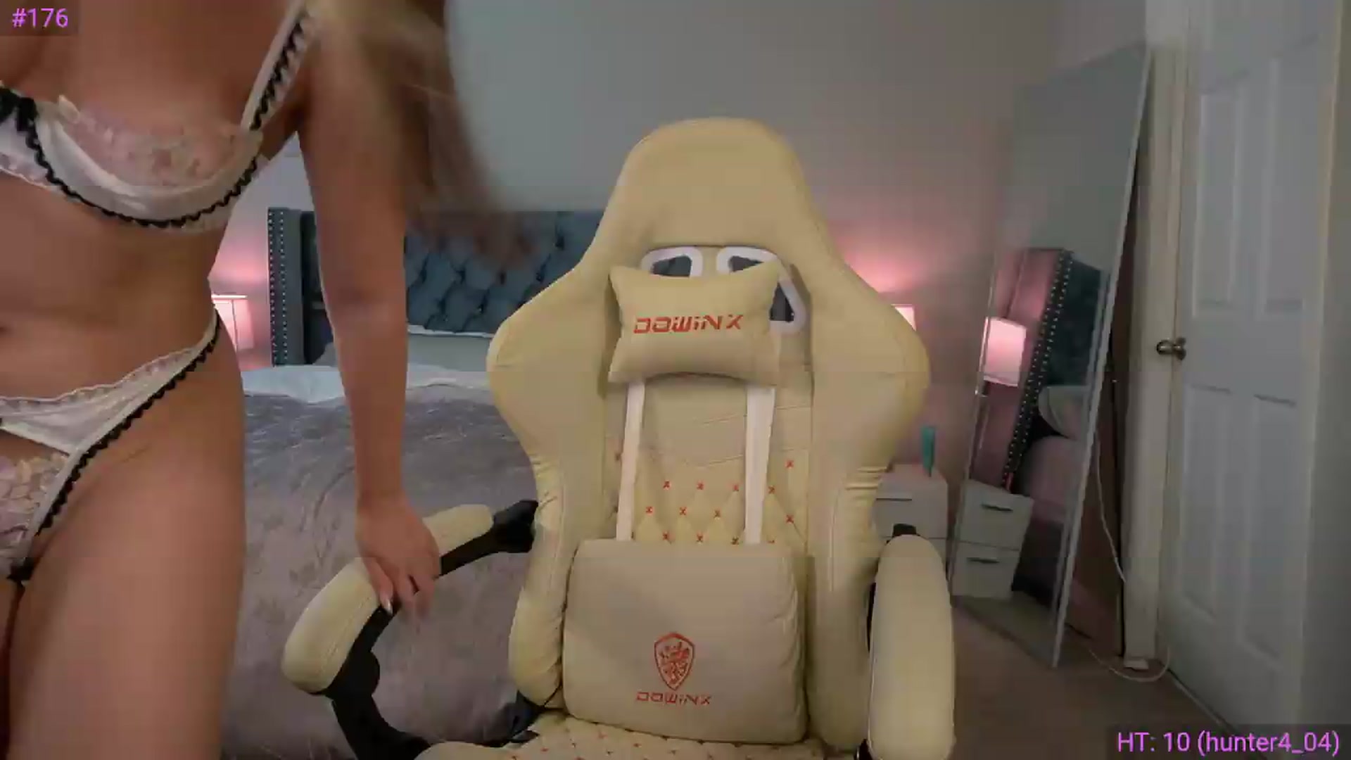 Gallery image thumbnail from Alleksandra_'s myfreecams stream on, 05/17/2026, 17:26 image 10 of 20