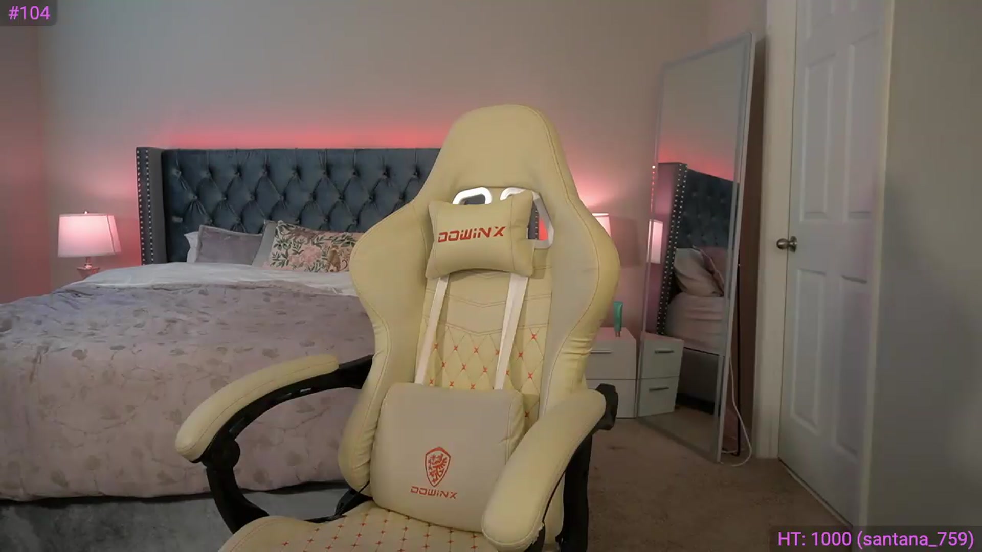 Gallery image thumbnail from Alleksandra_'s myfreecams stream on, 07/05/2026, 21:15 image 5 of 20