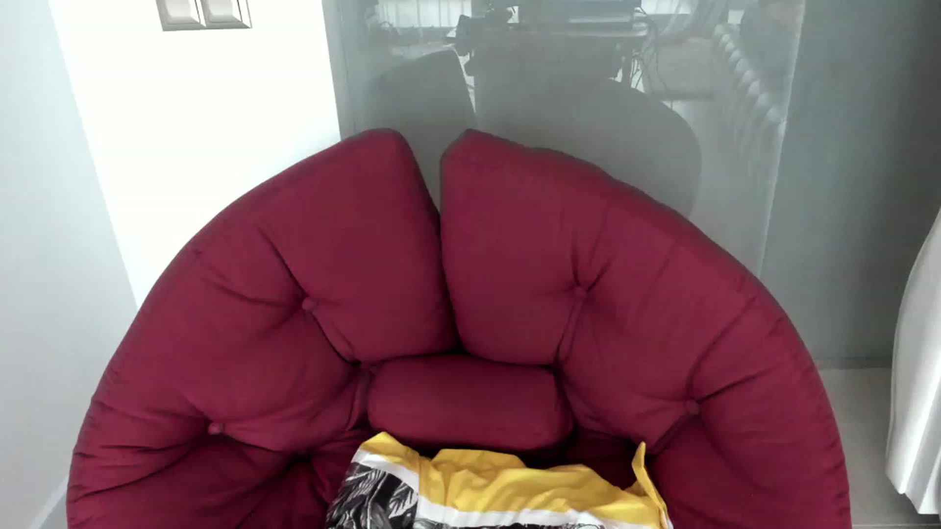 Gallery image thumbnail from Allesia_'s myfreecams stream on, 11/15/2022, 11:17 image 15 of 20