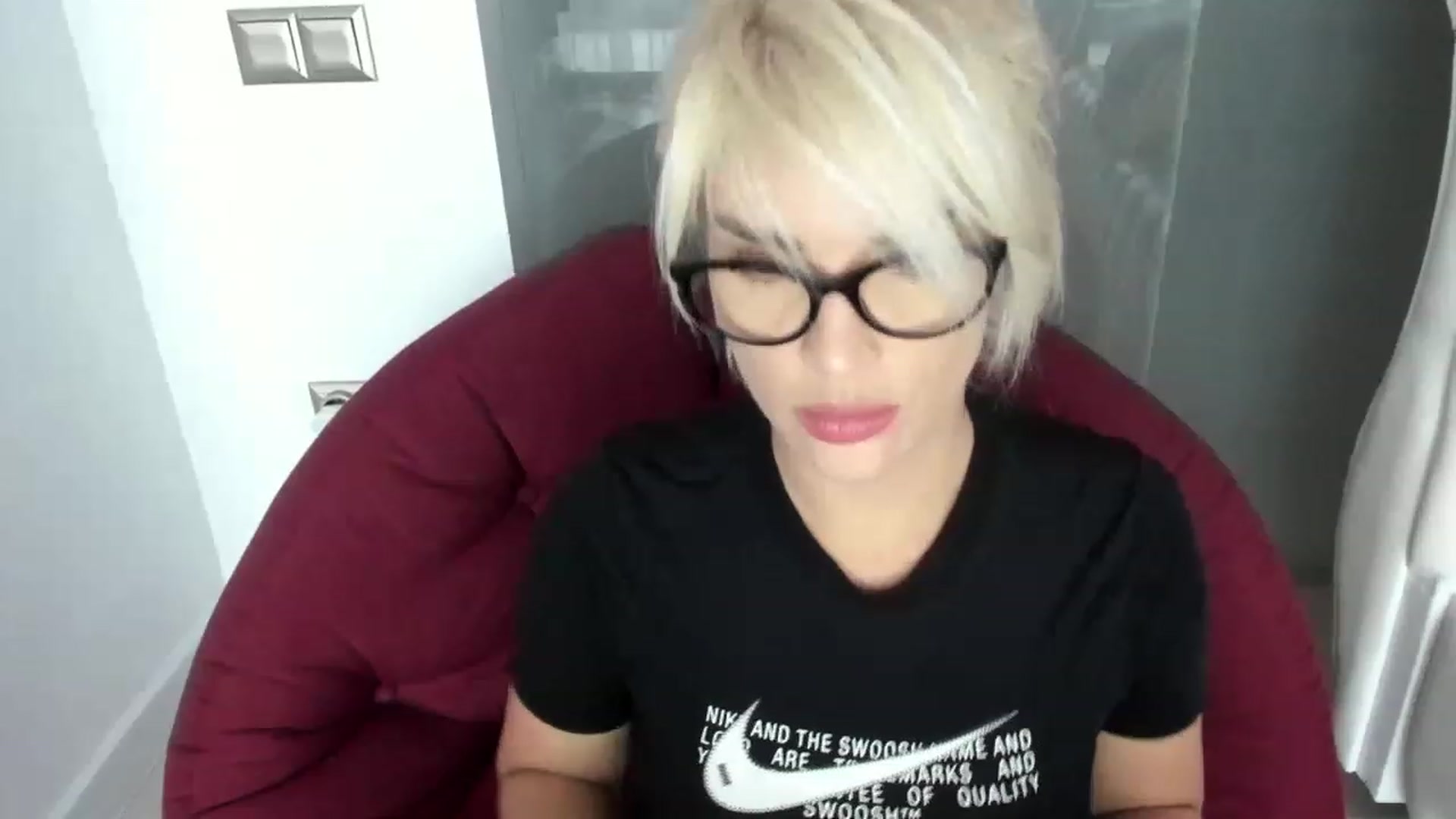 Gallery image thumbnail from Allesia_'s myfreecams stream on, 12/05/2022, 12:23 image 10 of 20