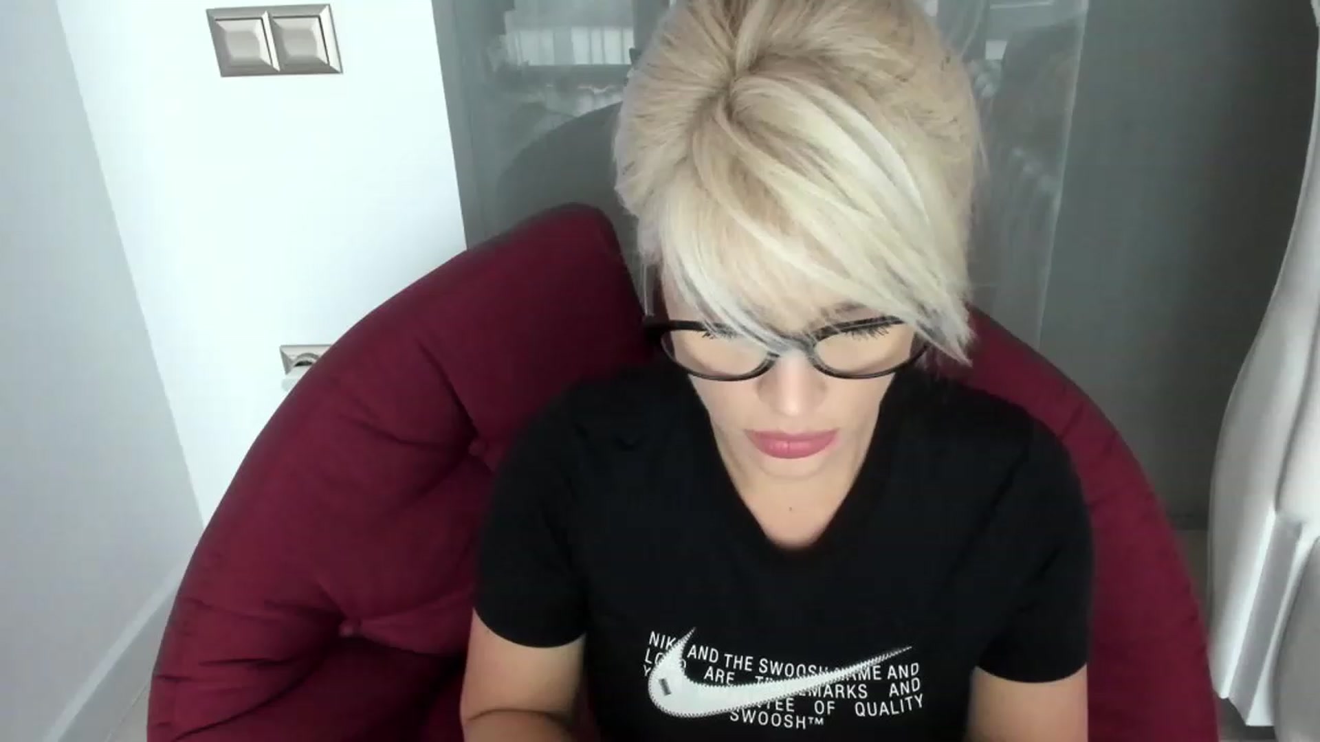 Gallery image thumbnail from Allesia_'s myfreecams stream on, 12/05/2022, 12:23 image 1 of 20