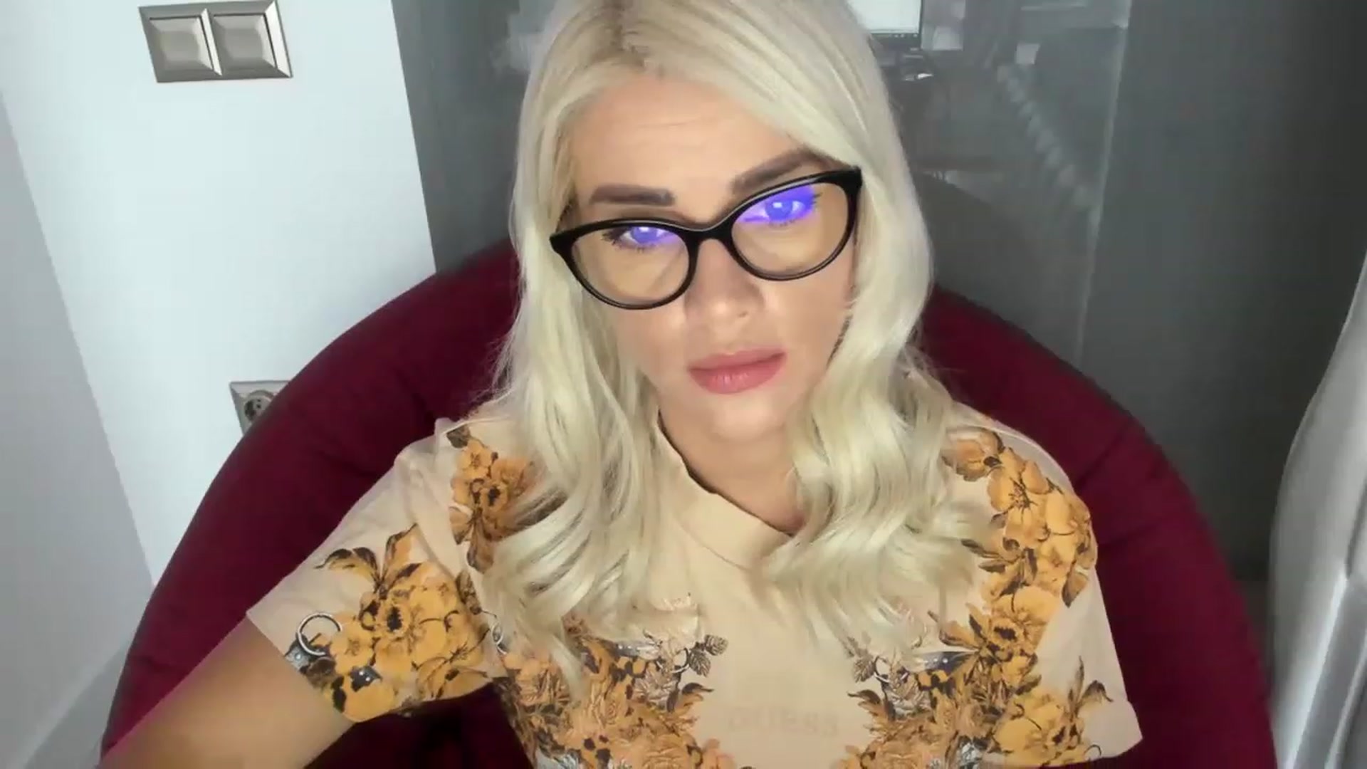 Gallery image thumbnail from Allesia_'s myfreecams stream on, 12/07/2022, 12:46 image 19 of 20