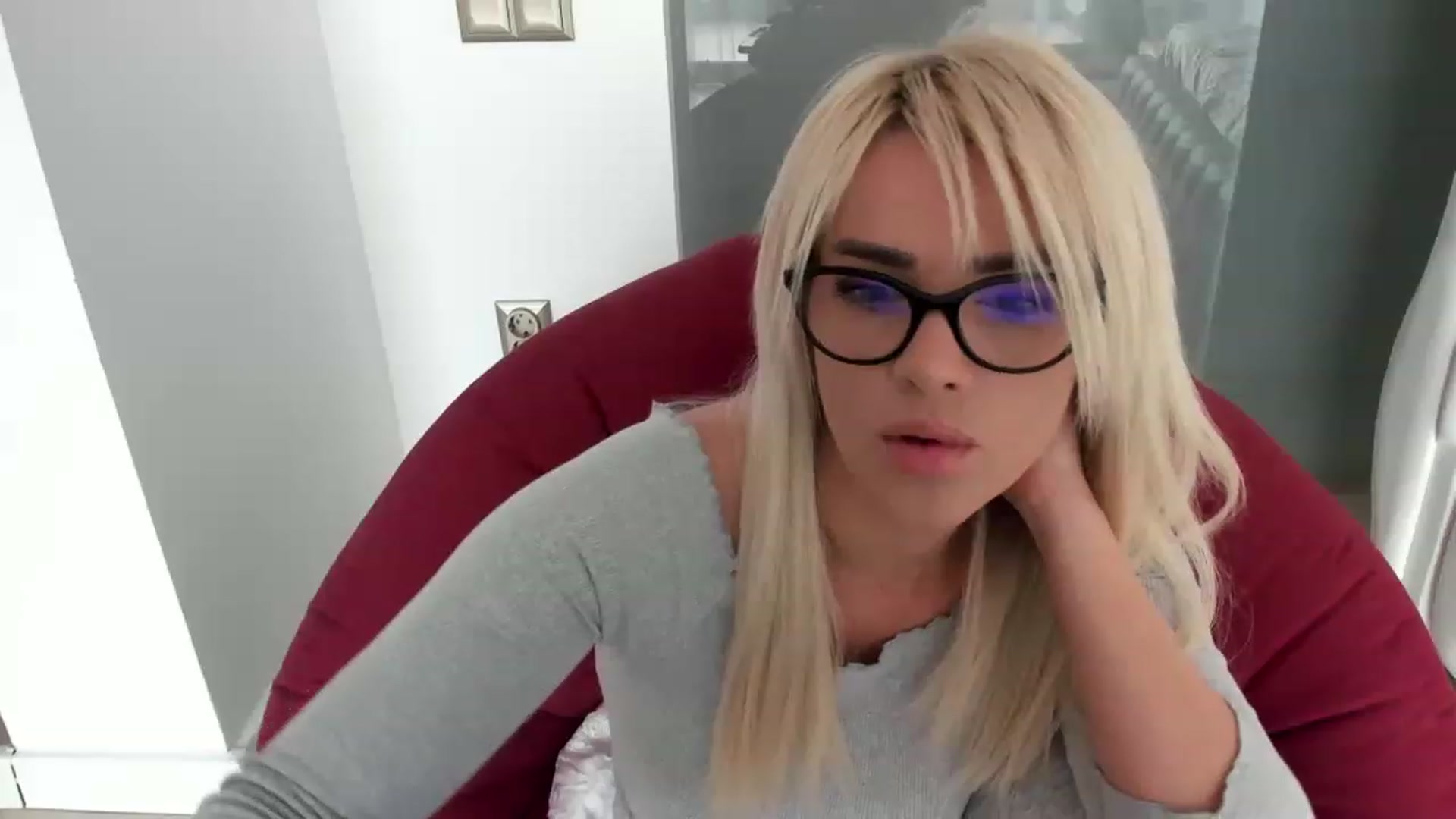 Gallery image thumbnail from Allesia_'s myfreecams stream on, 01/05/2023, 12:11 image 3 of 20