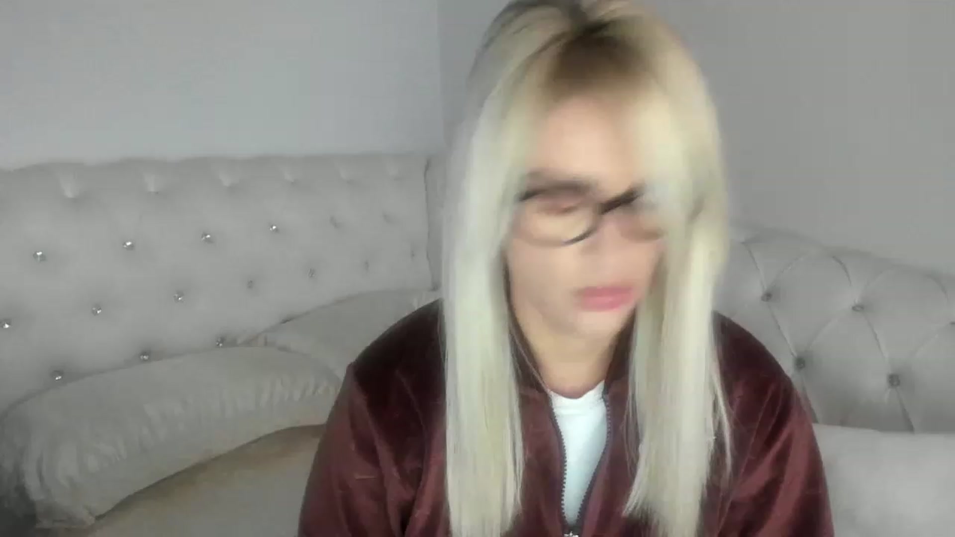 Gallery image thumbnail from Allesia_'s myfreecams stream on, 01/10/2023, 12:12 image 7 of 20