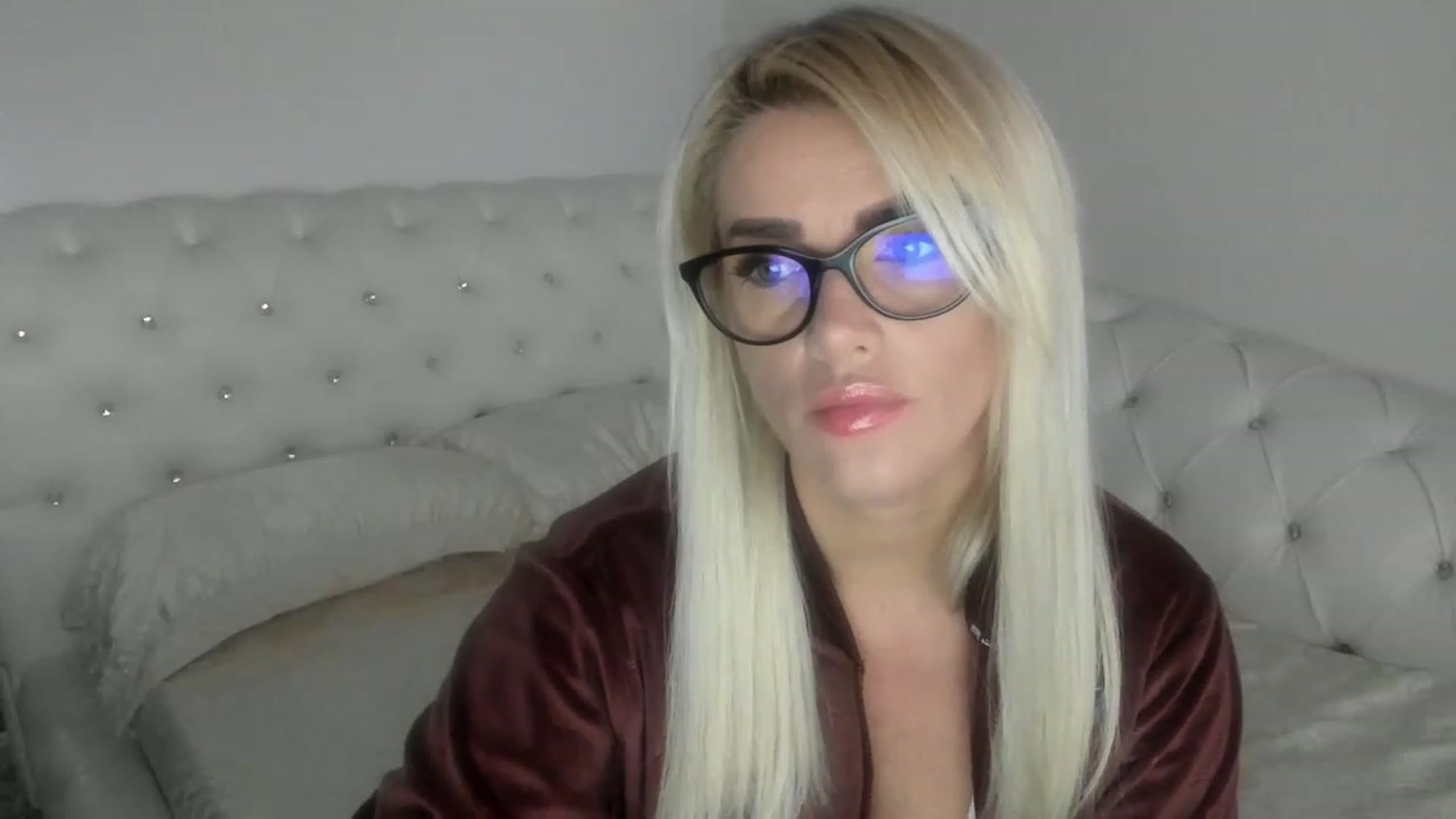 Gallery image thumbnail from Allesia_'s myfreecams stream on, 01/12/2023, 11:41 image 10 of 20