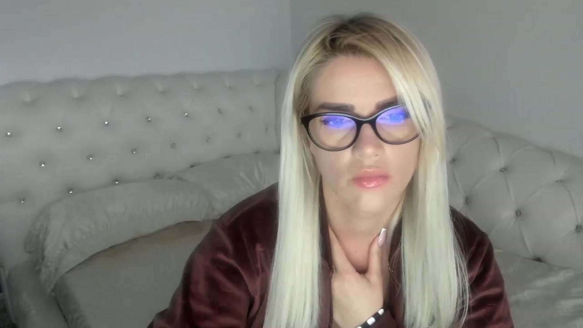 Gallery image thumbnail from Allesia_'s myfreecams stream on, 01/12/2023, 11:41 image 19 of 20