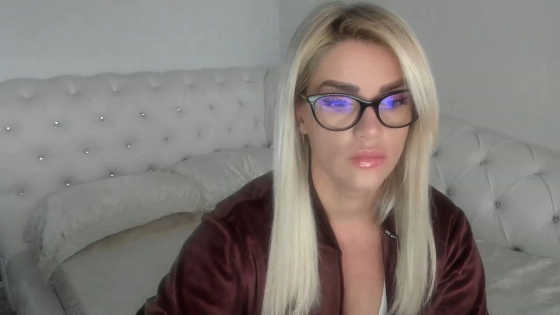 Gallery image thumbnail from Allesia_'s myfreecams stream on, 01/12/2023, 11:41 image 8 of 20