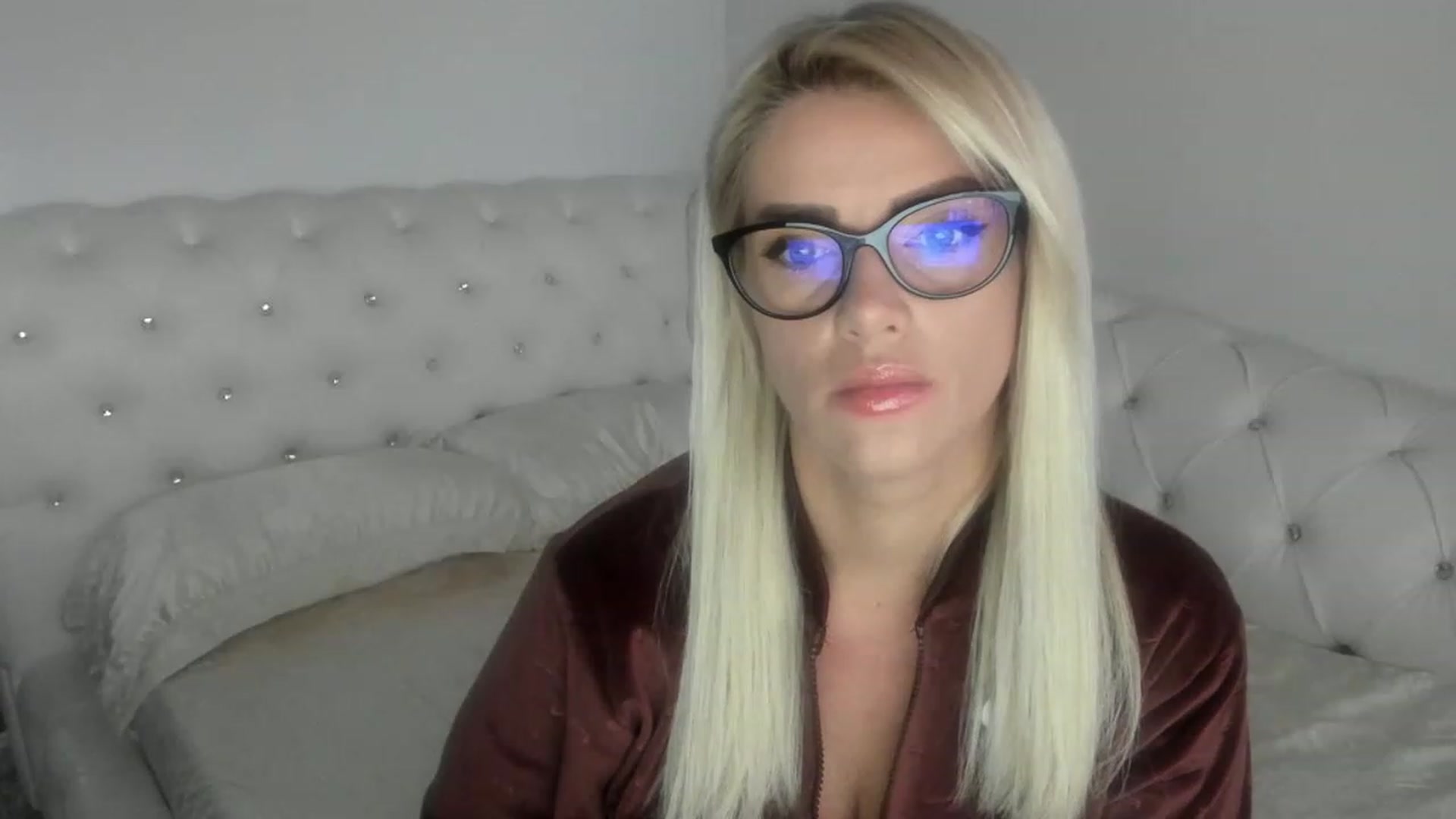 Gallery image thumbnail from Allesia_'s myfreecams stream on, 01/12/2023, 11:58 image 12 of 20